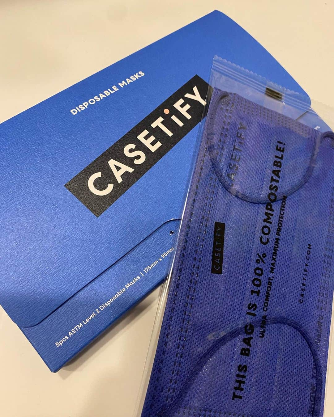 大友愛さんのインスタグラム写真 - (大友愛Instagram)「@casetify_jp   マスクネイビー💙かわいすぎzo🤤💙  #casetity」9月7日 18時30分 - ai_dayooon