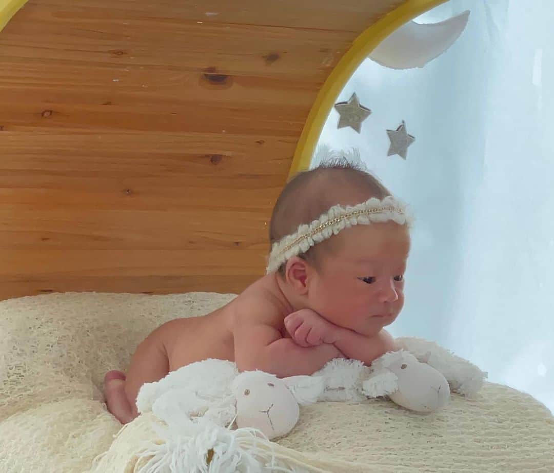 ユ・ミンギュのインスタグラム：「사색에 잠긴 유타..😍 조카사랑 #nephew」