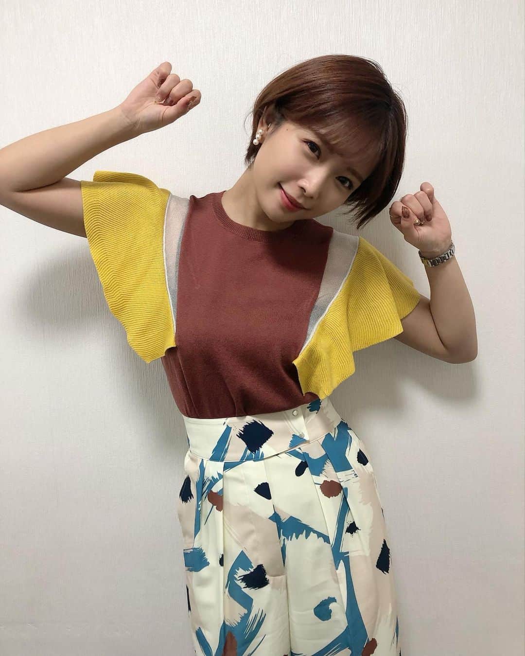 のインスタグラム：「昨晩のアベプラもご覧いただきありがとうございました！ 「弁当が豪華だった」という宇佐美さんの知らせを聞き、なにいっ、と放送終了後、控室の弁当を慌てて開けた私です。 魚界肉界野菜界から食材がフル出勤してました。 #岸田さんの恩恵 #アベプラ」