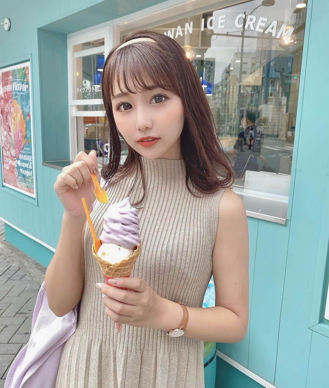 加藤里奈さんのインスタグラム写真 - (加藤里奈Instagram)「⋆ 大好きなブルーシールアイス🍨  ワンピースは @parfaitbysora です✌︎  #ootd #fashion #instafood #instagram  #hairstyle #outfit #code #instafashion  #ファッション #撮影 #ヘアスタイル #ヘア  #コーディネート #コーデ #今日の服」9月7日 19時34分 - katoco0326