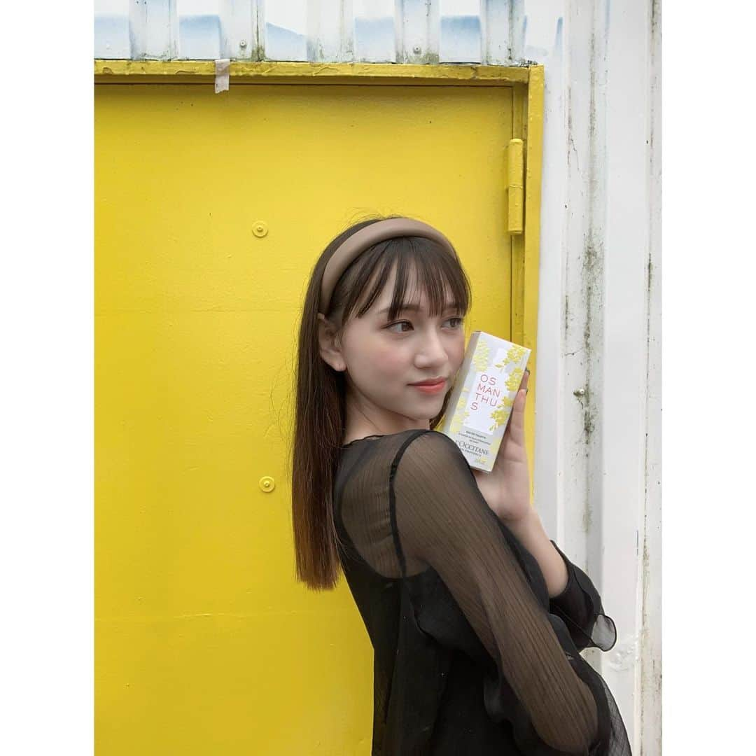 長谷川美月さんのインスタグラム写真 - (長谷川美月Instagram)「💛  金木犀の香りがトレンドな中、 ロクシタンからも金木犀の香り「オスマンサス」 が発売されます🌜  金木犀のフローラルな香りだけじゃない、アプリコットやラ・フランスの果実のようなフルーティな香り♡  私が思う #金木犀女子 は 外見と共に内面まで綺麗で魅力的な女子☺︎  #金木犀女子 #金木犀 #オスマンサス #ロクシタン #PR」9月7日 20時10分 - mxx.____29