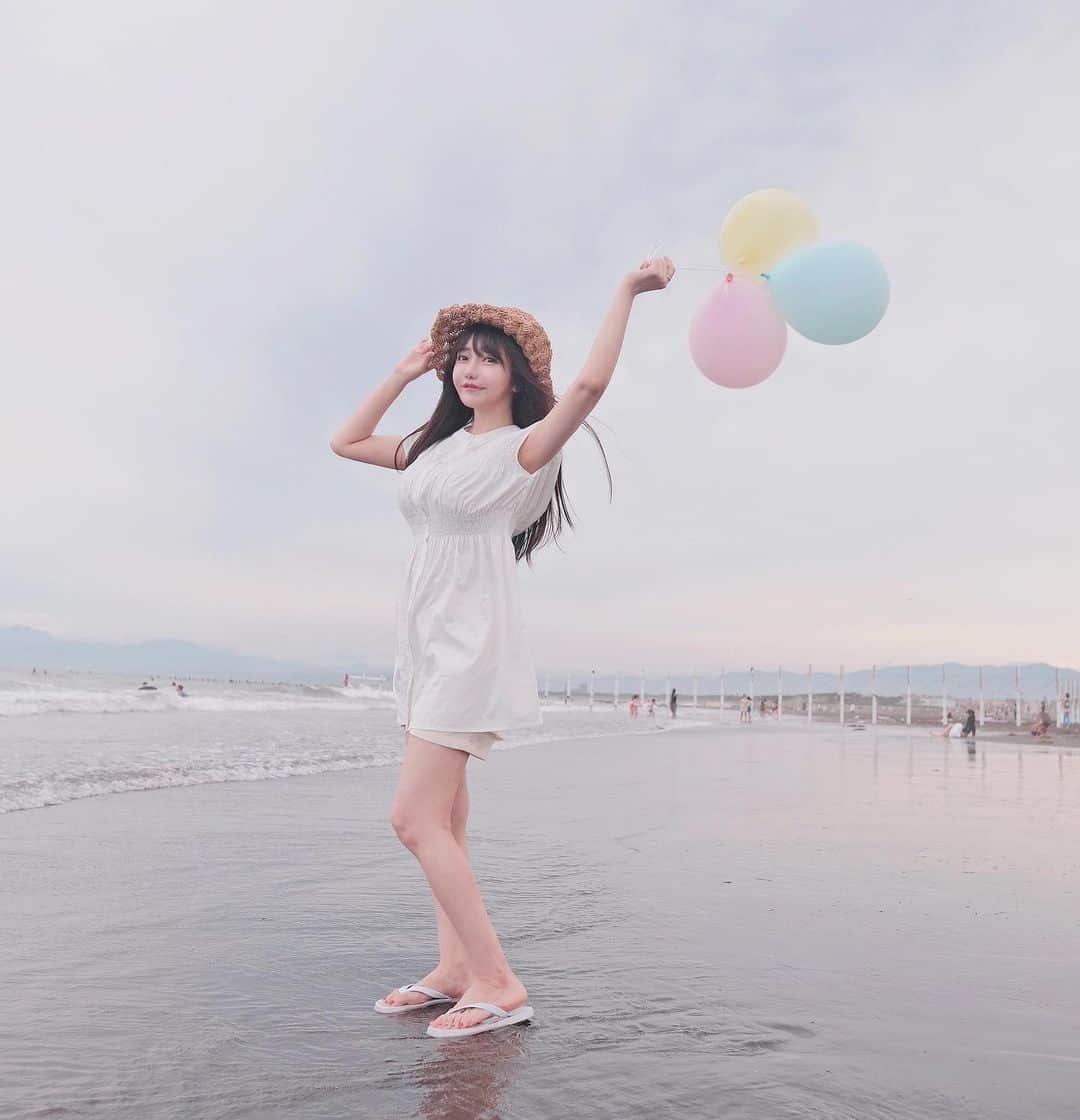 遠藤 玲奈 /endo renaのインスタグラム：「8月38日 . . #🎈 #あと1日あるって聞いてます」