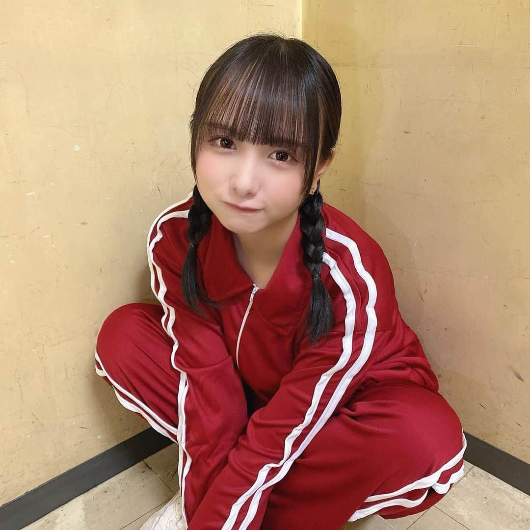 新谷真由さんのインスタグラム写真 - (新谷真由Instagram)「芋ジャージ🥔」9月7日 22時29分 - ni_mayu43