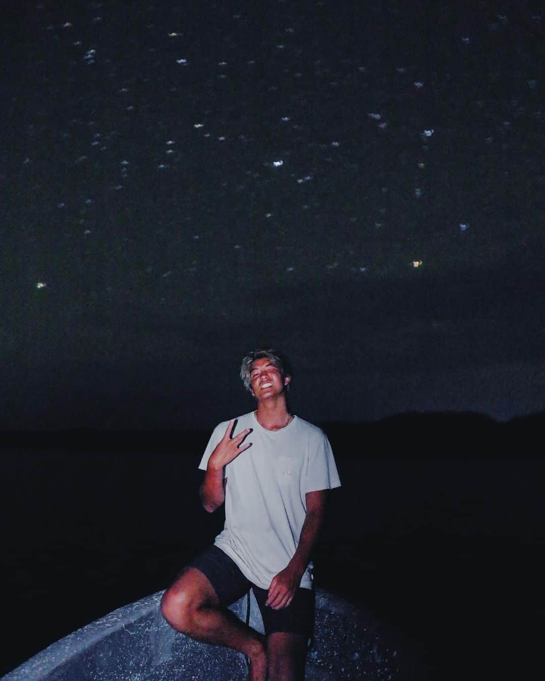 五十嵐カノアのインスタグラム：「Aligning my chakras 🪐」