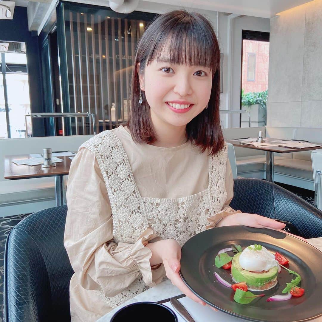 柴真緒さんのインスタグラム写真 - (柴真緒Instagram)「🍞♡  お久しぶりです！ お友達とランチに行ってきました☺︎ 行きたいなと思ってたお店！ ここのフレンチトーストとても美味しくて、また行きたいです！💕  最近は大学での研究を中心に頑張っています🧪 のんびりインスタも更新していきたいと思っているので、よろしくお願いします✨  #mercerbrunch #ブランチ #カフェ巡り」9月8日 21時03分 - mao.shiba_