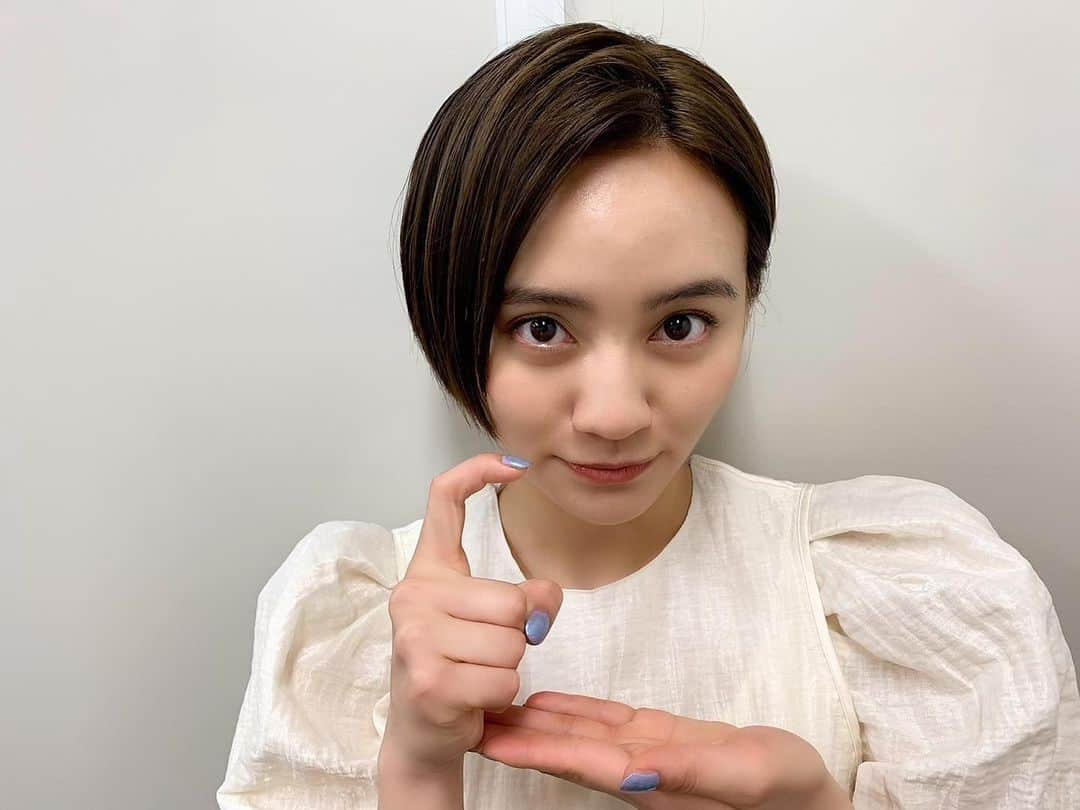 岡田結実さんのインスタグラム写真 - (岡田結実Instagram)「今日の #おかだゆいMGgram 📸❤️  #みなさんFinderTRIPは観てくださっていますか？ #毎週金曜22:52~放送ですよん #東海地方じゃないから観れないよ~の方もいますよね？😏 #そんな方は東海テレビの公式YouTubeチャンネルを観てください #一緒におかだゆいと旅をしているような気持ちです #楽しいですよ照🎶  byマネージャー」9月8日 21時31分 - okada_yui_official