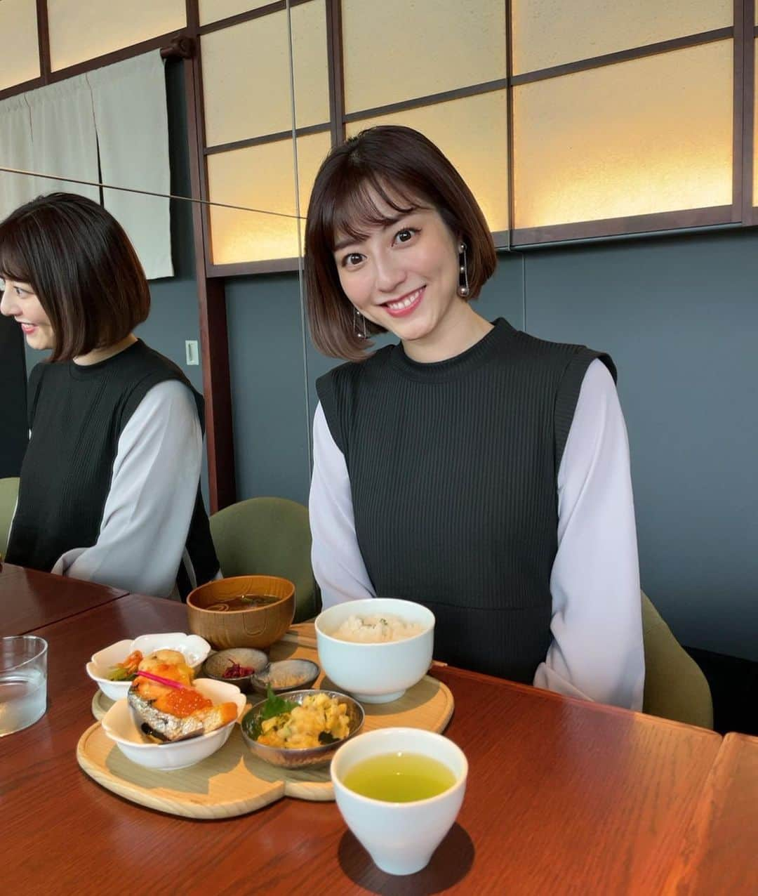 杉本有美さんのインスタグラム写真 - (杉本有美Instagram)「渋谷にある「藤井茗縁(@fujiimeien )」さんへ🍵  おばんざい小鉢３つ(本日の宇治茶付き)の茶懐石膳。 こちらは2つの小鉢と、選べる主菜小鉢を一つのセット。 美しく盛り付けられたおばんざいたち、どれも美味しく優しい味でした💕  そしてデザートは、 抹茶とほうじ茶のブリュレ仕立てパフェ。 これがまたちょうどいい甘さで、上からブリュレからはじまり、中にはアイスや生クリーム、イチゴ、あんこや寒天など、とても美味しかったし、最後まで楽しめるパフェでした☺️  久しぶりに渋谷に行きましたが、景色が変わりまくっていて、びっくりでした👀笑  #藤井茗縁　#渋谷グルメ　#渋谷スイーツ　#東急プラザ渋谷　#東京カフェ　#抹茶 #抹茶スイーツ」9月8日 18時14分 - sugimotoyumi_official