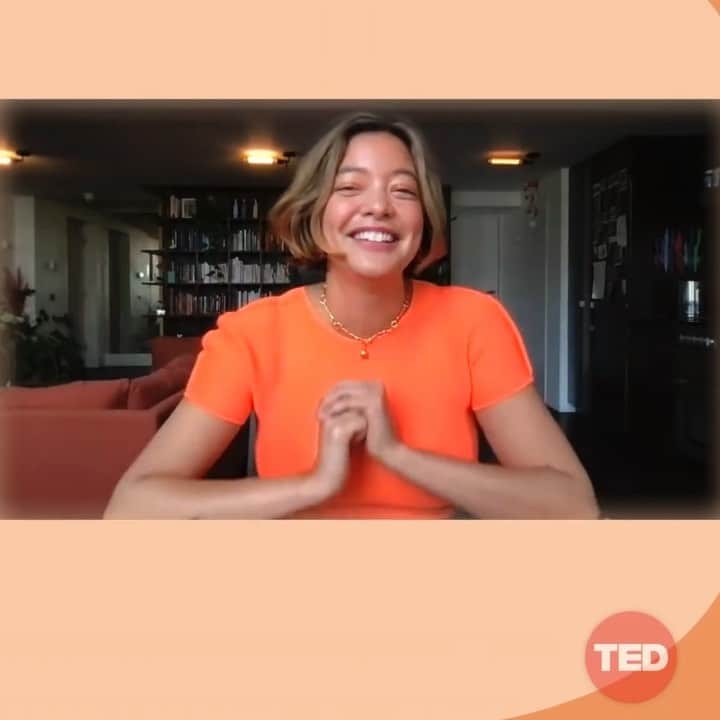 ナオミ・シマダのインスタグラム：「I can actually say ‘thanks for coming to my @ted talk’ now! sharing a lil snippet from my chat with Cloe Sasha Brooks a few months ago for @ted ‘how to deal with difficult feelings’ series on anxiety to talk about those uncomfortable feelings that often come as a side affect of having a digital existence, what we can learn from them and the small actions we can take for more peace of mind! you can watch our chat in full in my link in bio! and lol wow I really use my hands for big emphasis! thank you to everyone who’s reached out to me after watching, sending big love 🧡」