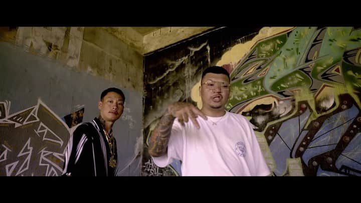 KENNY-Gのインスタグラム：「. OUTLAW/BADSAIKUSH"舐達麻"Feat.KENNY-G "prod.GREEN ASSASSIN DOLLAR  (official video)  #kennyg #kennessy #舐達麻 #badasaikush」