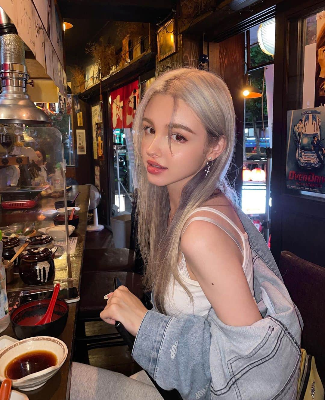 Elina 엘리나 (エリナ) さんのインスタグラム写真 - (Elina 엘리나 (エリナ) Instagram)「Japanese restaurant🍜 오랜만에 외식 식당 분위기 좋다ㅎㅎ」9月8日 19時36分 - elina_4_22