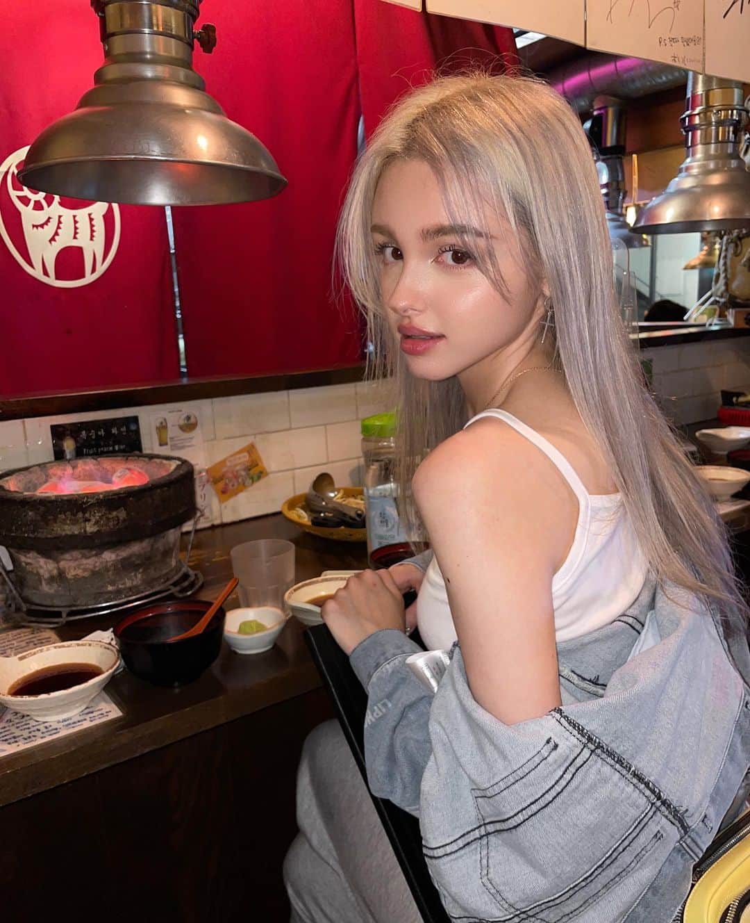 Elina 엘리나 (エリナ) さんのインスタグラム写真 - (Elina 엘리나 (エリナ) Instagram)「Japanese restaurant🍜 오랜만에 외식 식당 분위기 좋다ㅎㅎ」9月8日 19時36分 - elina_4_22