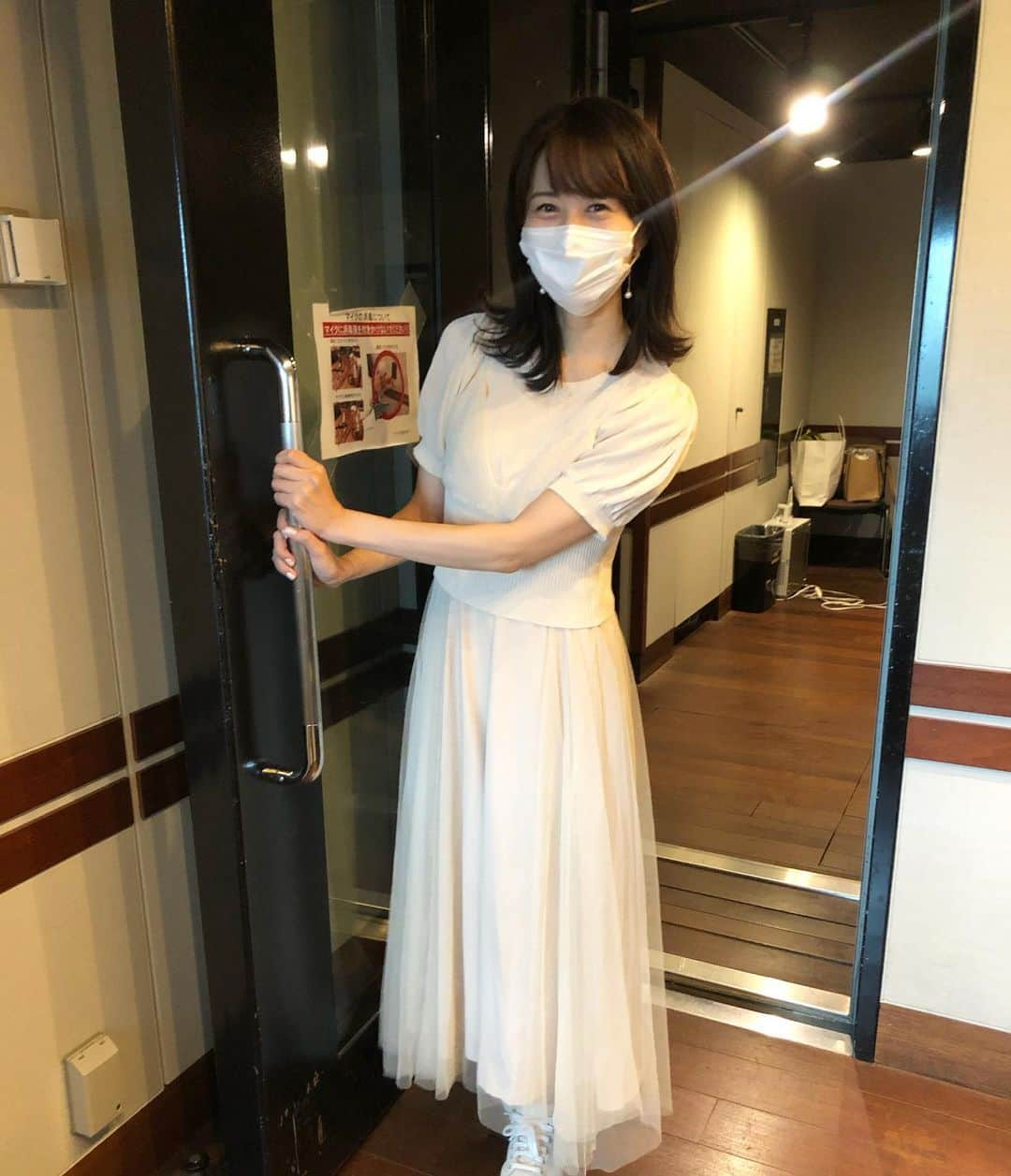 高見侑里さんのインスタグラム写真 - (高見侑里Instagram)「◡̈♥︎ 今日も一日お疲れ様でした✨ * トップス...#maisondelyla チュールワンピース...#frenchpave」9月8日 20時46分 - yuri_takami_official