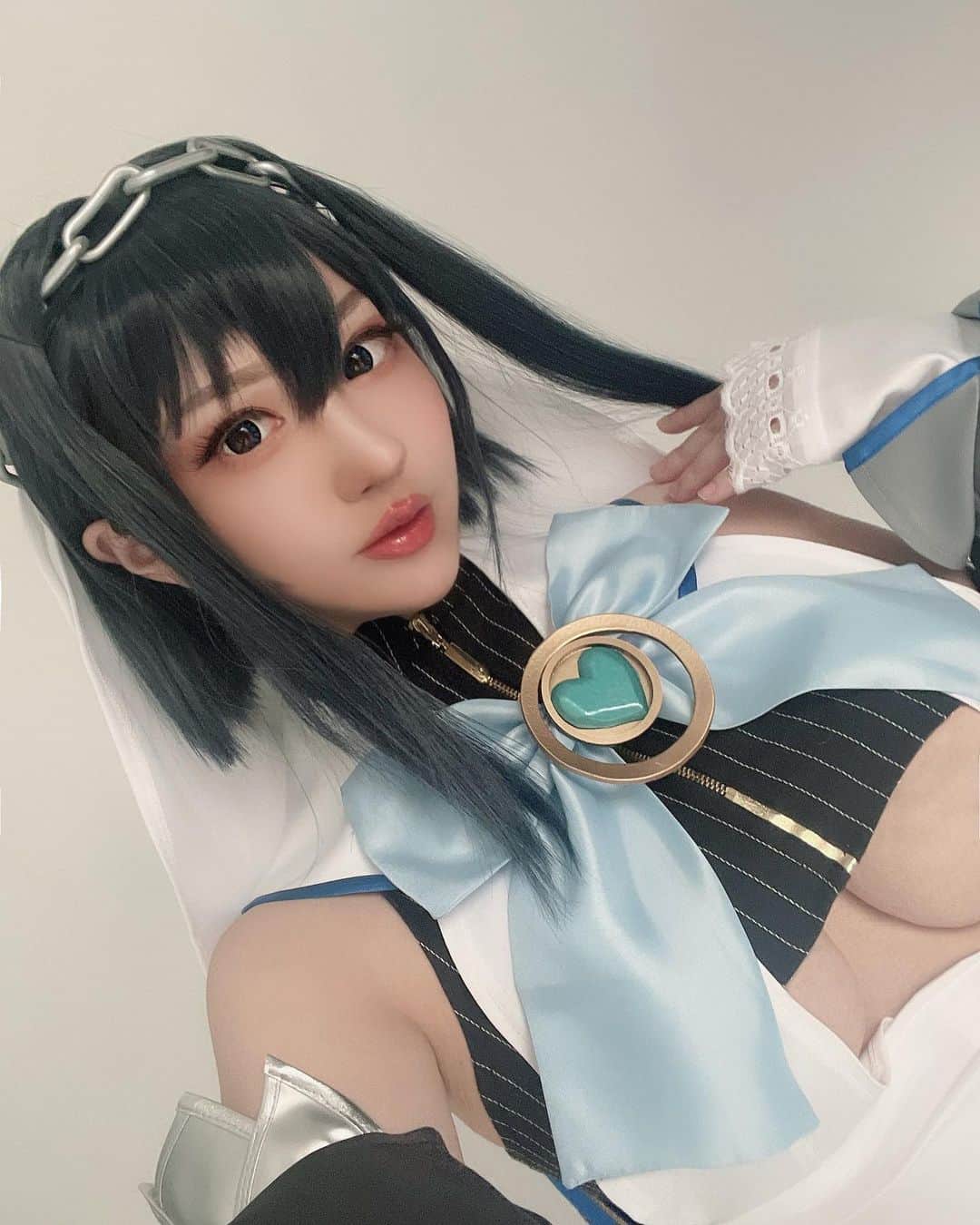 千尋のインスタグラム：「Morning✨ おはちひろー 早安！  #OuroKronii #オーロ・クロニー #Hololive」