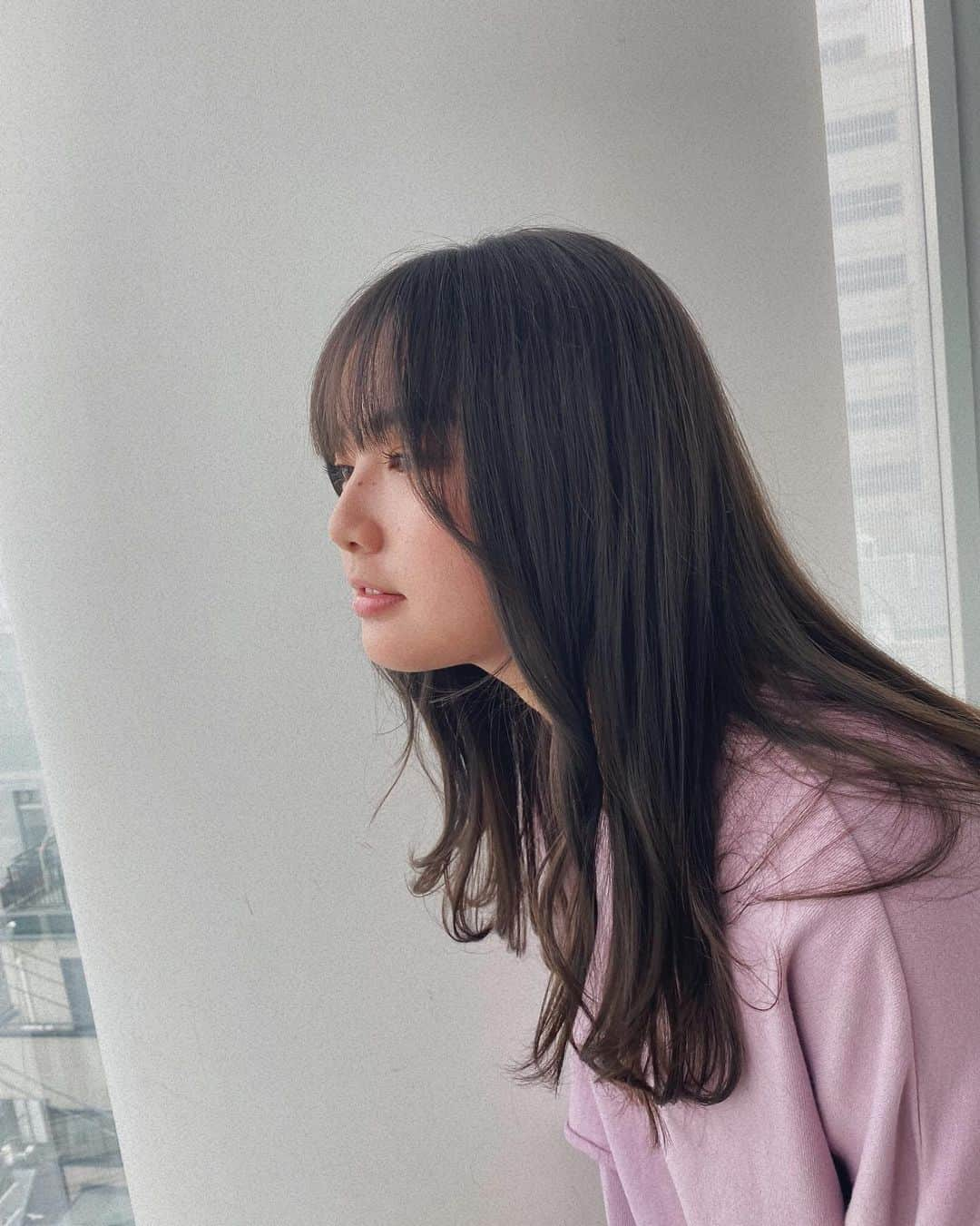 箭内夢菜さんのインスタグラム写真 - (箭内夢菜Instagram)「💇🏻‍♀️  #zacc 溝口さんに整えて頂きました〜︎☺︎ ちょっと地毛っぽい色に戻ったかな🙂 前髪も迷ったけどもうちょっと楽しもうと思います😝」9月8日 22時53分 - yumenayanai_official