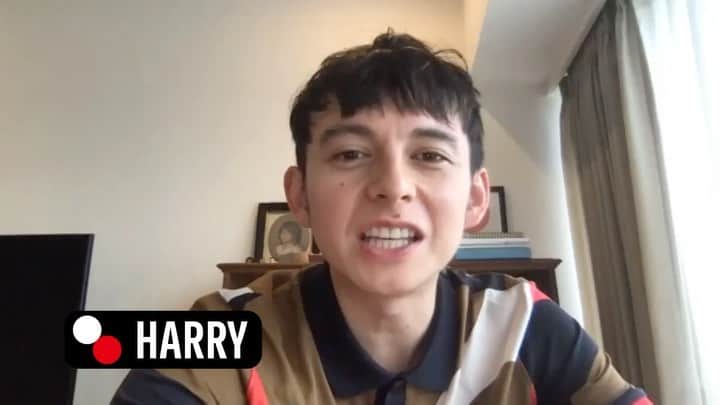 ハリー杉山のインスタグラム：「J.League lovers all over the world! The latest episode of "J.LEAGUE Monthly" has arrived🕺🏻 Always with the formidable Sean!!!  Link on my stories!!!  皆さん！J.LEAGUE Monthly の最新エピソード更新されました！英語と @J_League を楽しめる素晴らしいコンテンツを是非見てほしい!!  そして皆さんが一番響いたPOWER PLAYも是非とも教えてほしいです🍙  レオナルドのあのゴールはもう漫画の世界ですw  It would be fab if international fans of the J.League let me know where you guys are watching from and who you support. would be awesome to connect with you during these challenging times❤️  後時々入るアーセナルの例えはごめんなさい🙏　笑笑  #jleague #jリーグ  #サッカー #football」