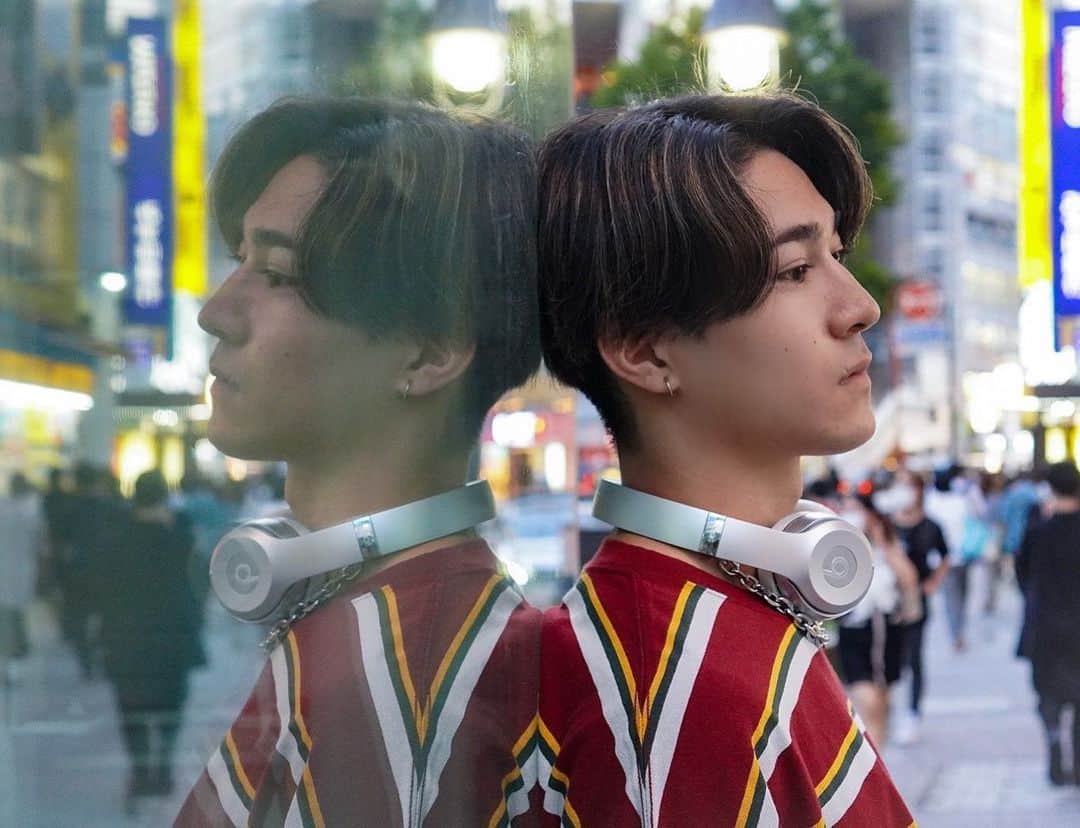 千葉亜月のインスタグラム：「「撮影データ」  古着、カジュアル、ストリートからインスパイアしたアイテムを中心に展開しているユニセックスブランド‼   提供 @perushu_official   photo by @rei_graph   素敵な写真をありがとうございます🙇🏼‍♂️  #千葉亜月  #あつこは #撮影データ #perushu #男子高生ミスターコン」
