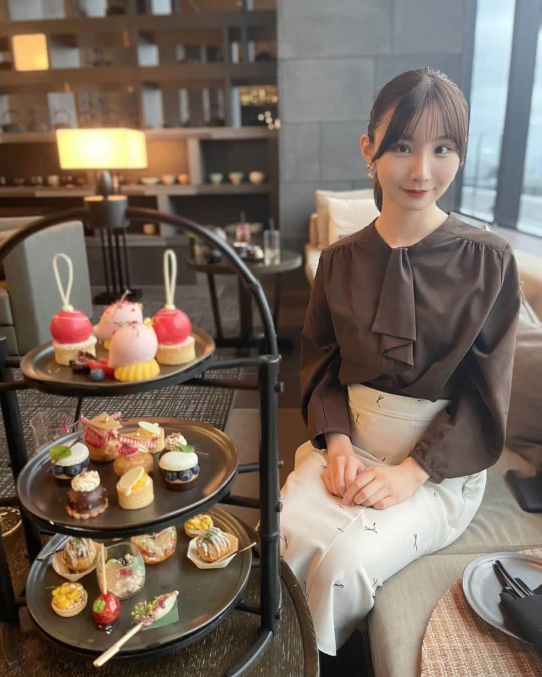 のインスタグラム：「我跟誰去的〜？ . #伊東める#伊東愛瑠#AV女優#AV女优」