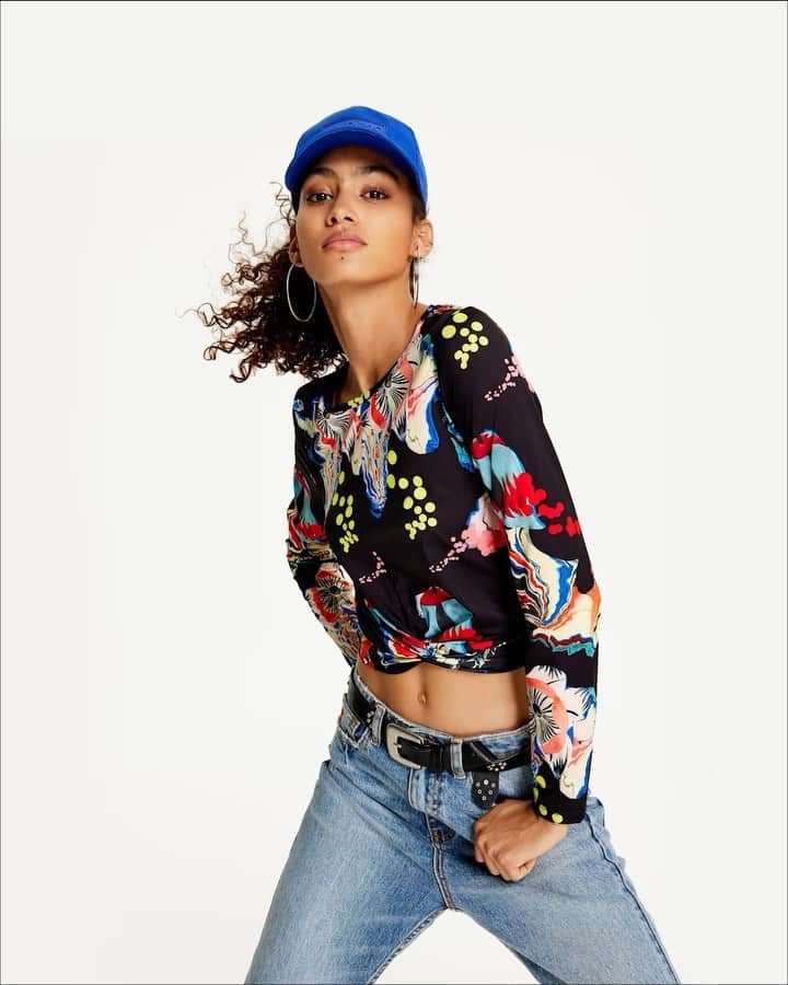 デシグアルのインスタグラム：「Oh la là! #DesigualXMrChristianLacroix new FW21 collection has just landed!」