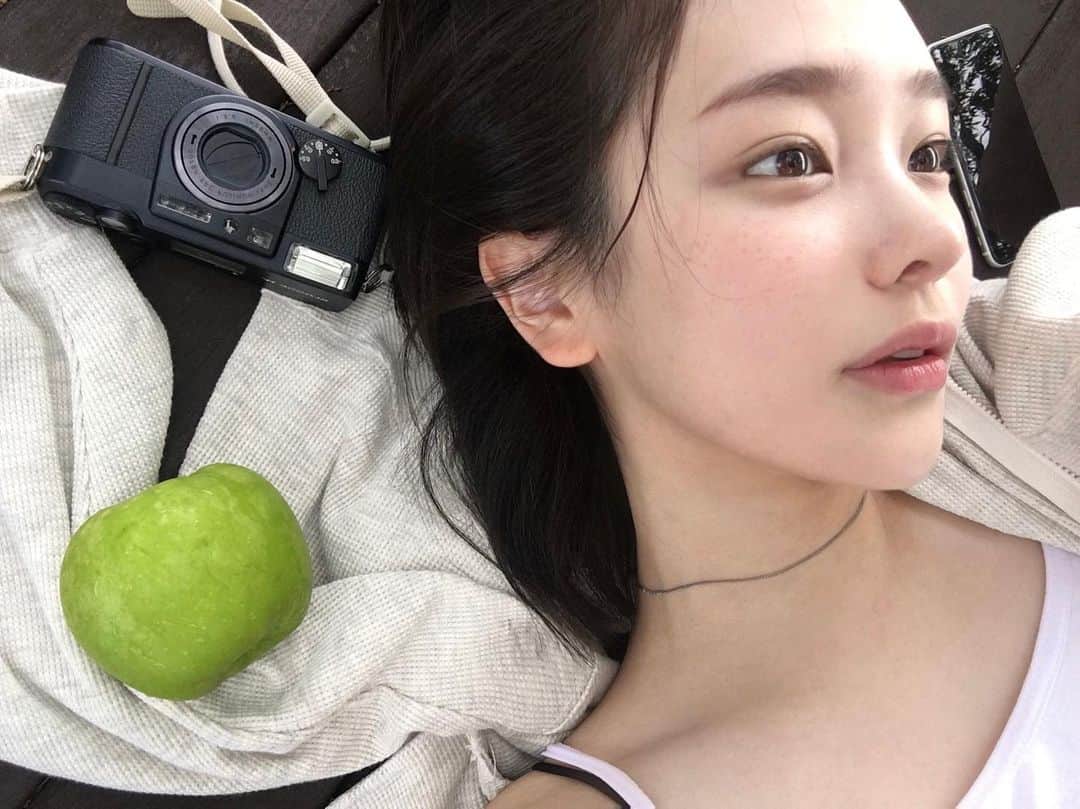 ソン・ファミンのインスタグラム：「이제서야 여름 사진 정리하는 사람 나..」