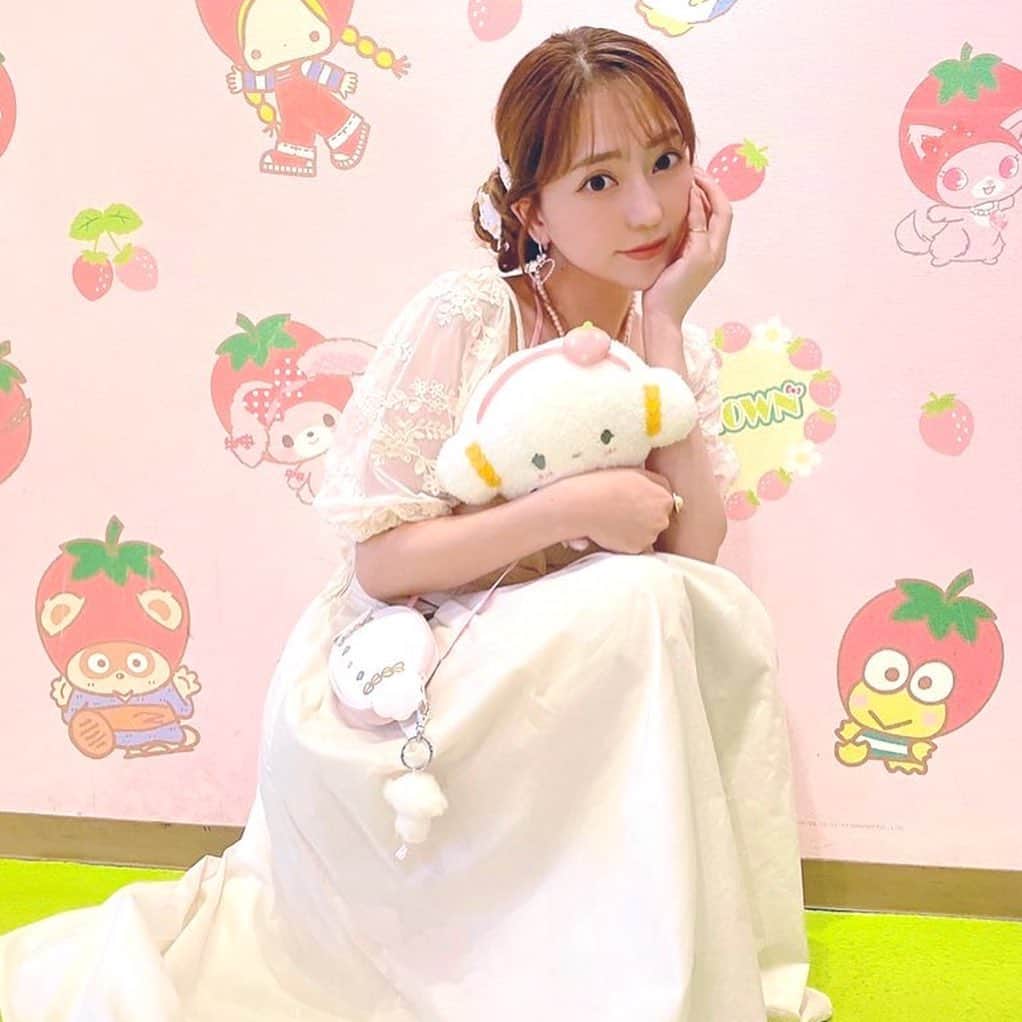 堀尾実咲のインスタグラム：「こぎみゅん🍤 可愛くて可愛くて...🥺💕  最近 こぎみゅんのことばっかり 考えちゃう🤫🤍  #sanrio  #sanriojapan  #sanriopuroland  #sanriocharacters  #sanriofashion  #whitecode  #サンリオ #サンリオピューロランド  #サンリオキャラクターズ  #サンリオグッズ  #サンリオコーデ  #こぎみゅん  #こぎみゅんグッズ  #こぎみゅんコーデ  #キャラクター #キャラクターコーデ  #ホワイトコーデ」
