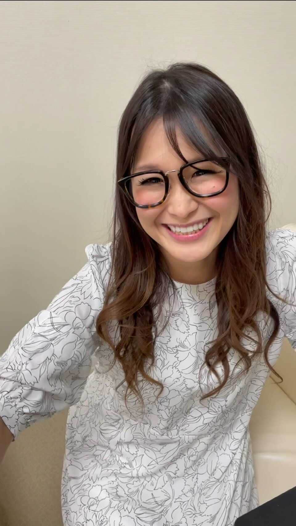 ギャル曽根のインスタグラム：「IGTV3回目😊✨✨✨ 今回も楽屋のお弁当紹介です🤣❤️  3回目、、、まだまだ緊張してます😂😂😂」