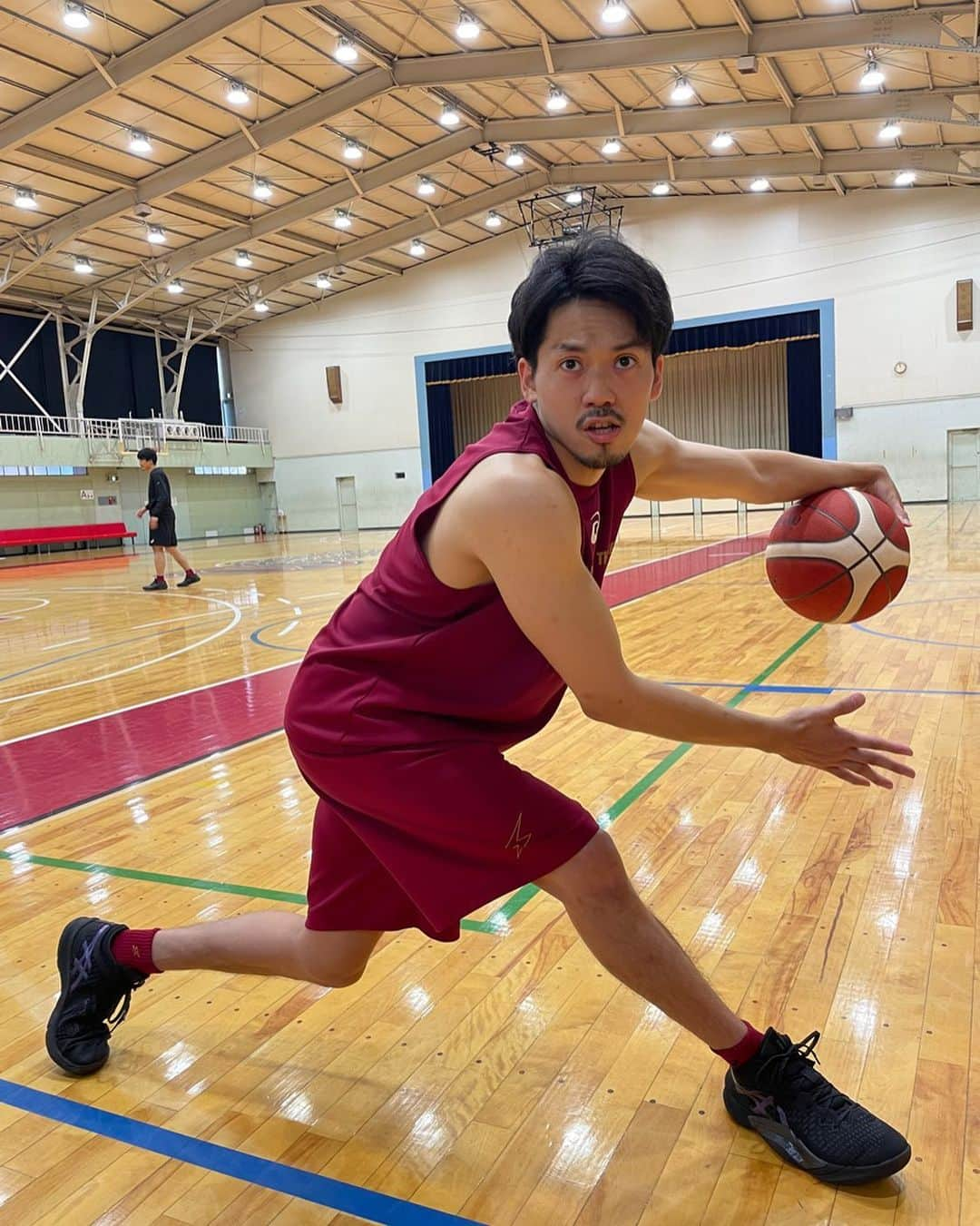 篠山竜青さんのインスタグラム写真 - (篠山竜青Instagram)「#UNPREARS #asicsbasketball  #ASICS #ブラック #ブラックコーデ #fashion  #sport  #basketballshoes  #篠山竜青」9月10日 12時13分 - ryusei_shinoyama