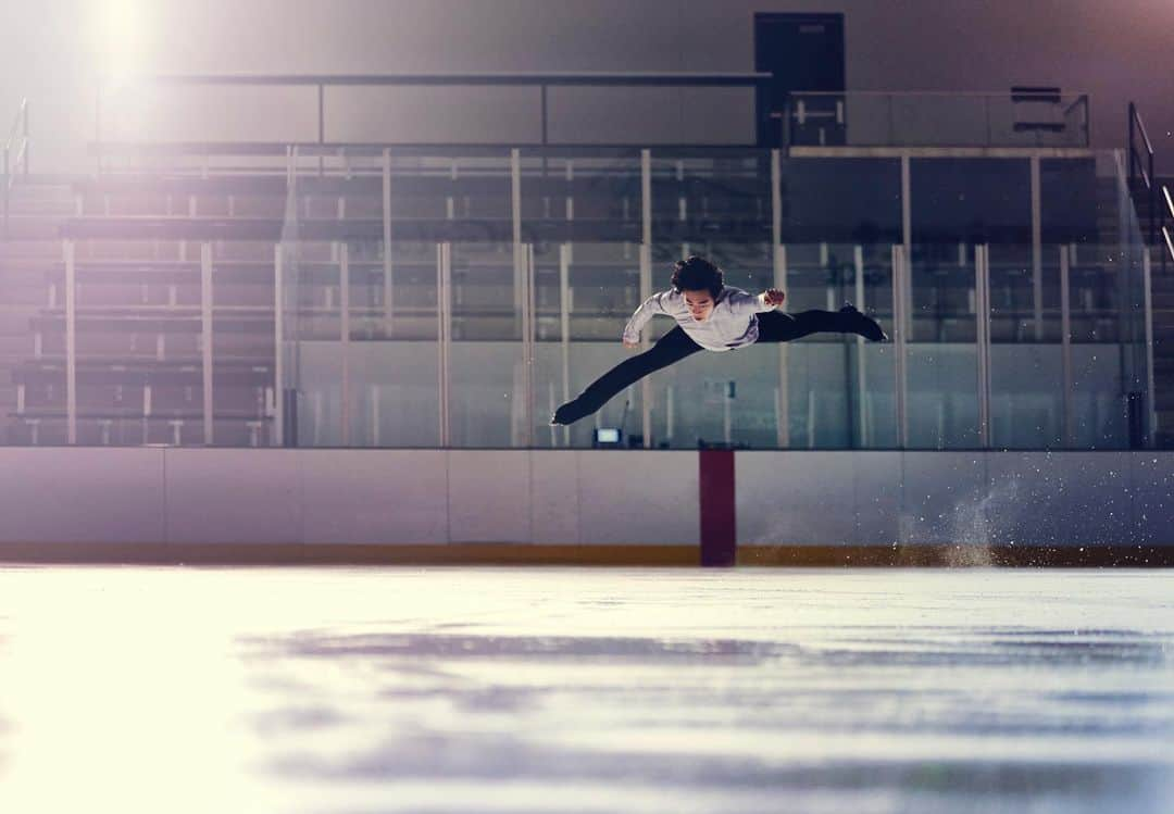 ネイサン・チェンさんのインスタグラム写真 - (ネイサン・チェンInstagram)「Sharing a sneak peek from a recent project with @Panasonic. So happy to be back on the rink and working together to create a better life and better world alongside #TeamPanasonic. 📸」9月10日 12時28分 - nathanwchen