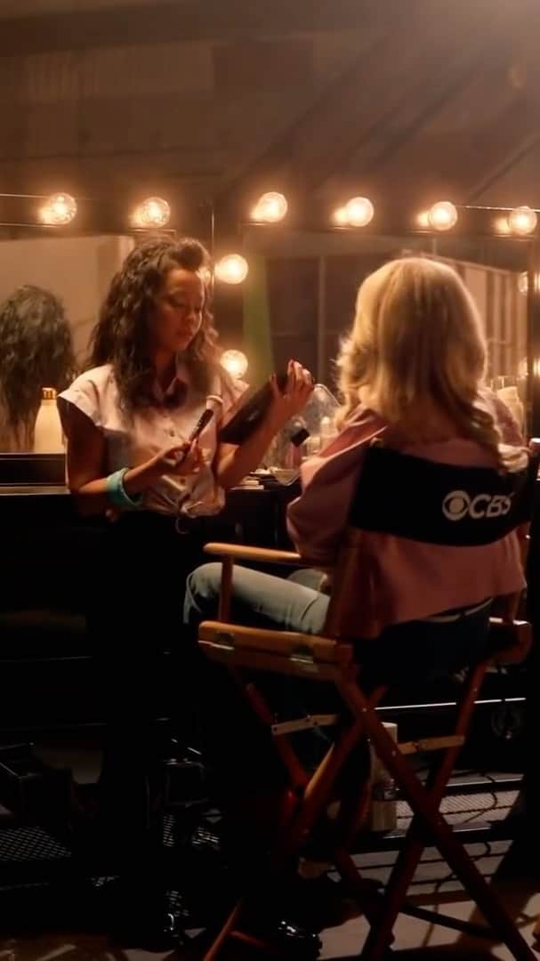 マアサ・イシハラのインスタグラム：「@cbstv’s #FeelThisFall Campaign premiering tonight at 9PM on CBS and @paramountplus.   Thank you @jakewil for having me on this musical number.  directed by @jakewil  DP @doug.e.porter music + lyrics by @zebraadam choreographed by @connorga edit @callaird production design @johnnyhlove 1st AD @travisbknight  starring @annaleighashford with @amandakloots @bethbehrs @iain @iammaxgreenfield @mrbradybaby @thefolake @thisisanniepotts dancers @_kristerry @monicagiavanna @ryan_watkinson @maasaishihara」