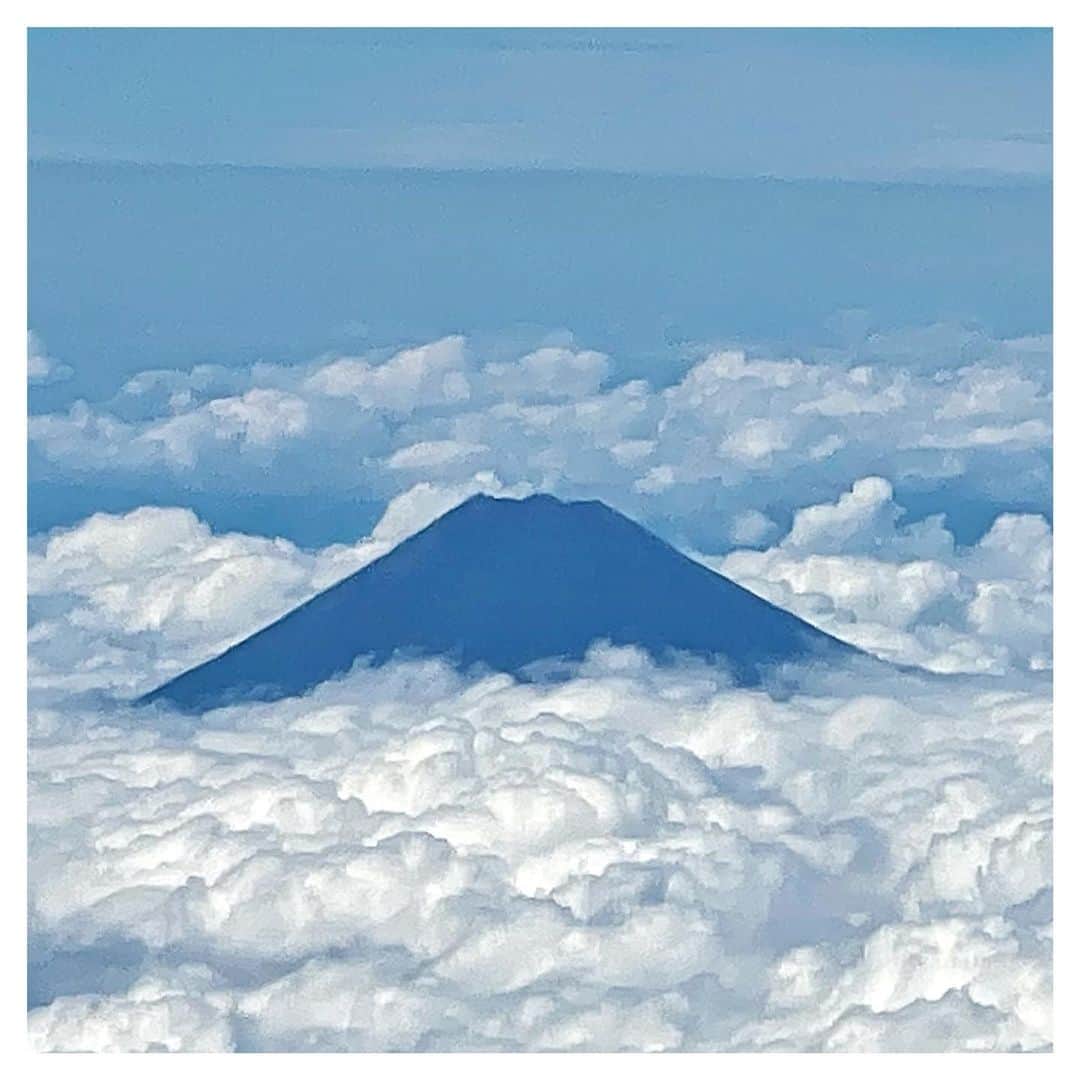 さだまさしさんのインスタグラム写真 - (さだまさしInstagram)「今日の富士山🗻 . #富士山 #さだまさし #sadamasashi」9月10日 16時27分 - sada_masashi