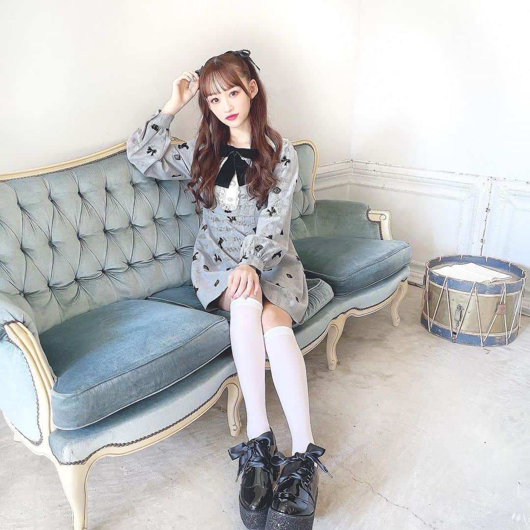 音嶋莉沙さんのインスタグラム写真 - (音嶋莉沙Instagram)「♡Girly Autumn collection vol.4♡ 撮影してきました🎀 ⁡ またアンクルージュのモデルをさせて頂けて 幸せです…♡ ⁡ 秋冬のお洋服どれも可愛くて キュンキュンしちゃいました🥰 ⁡ webカタログは10月1日 12時に公式通販サイト Ailandにて公開されます✨ ⁡ 是非、楽しみしててね！！ お揃いにしよ〜( ¨̮ )︎︎❤︎︎ ⁡ ⁡ #Ankrouge  #アンクルージュ」9月10日 21時14分 - otoshima_risa