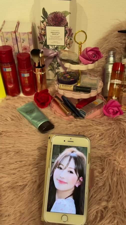 のインスタグラム：「本に載らなかったコスメをご紹介してます。成分は裏切らない。」
