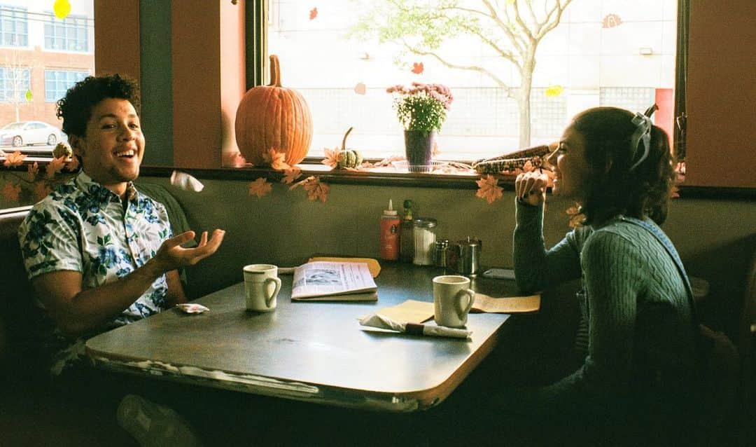 Francesca Realeのインスタグラム：「@datingandnewyork is out TODAY in select theaters and on demand! Hope you guys enjoy it! 🥰🗽🥞」
