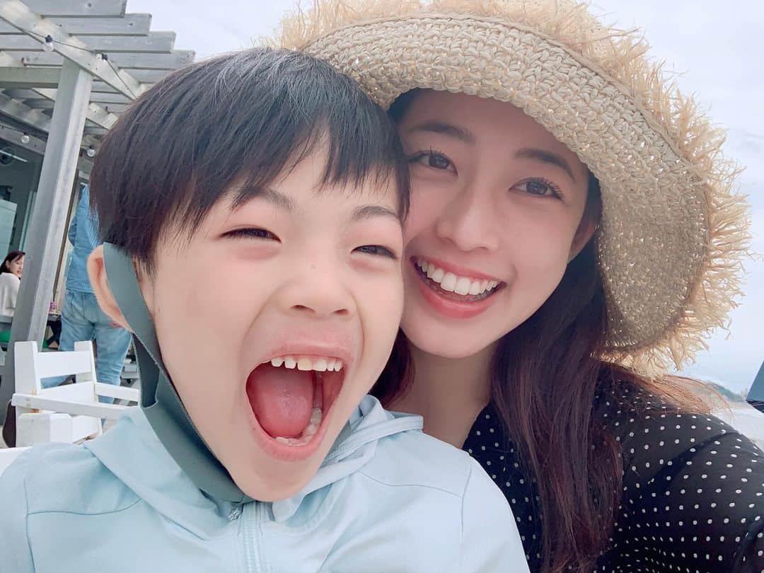 のインスタグラム：「#なつのおもいで 🌞  #いとこ　だよ」