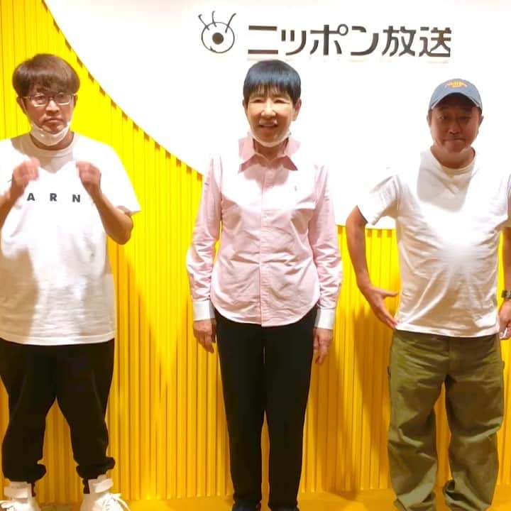 和田アキ子のインスタグラム：「YONA YONA DANCE 今日、ラジオに来てくれたさまぁ〜ずと一緒に笑笑😍😍😍🤣🤣🤣  #ako50th  #踊らにゃ損 #YONAYONADANCE  #和田アキ子 #フレデリック #ヤスタツ」