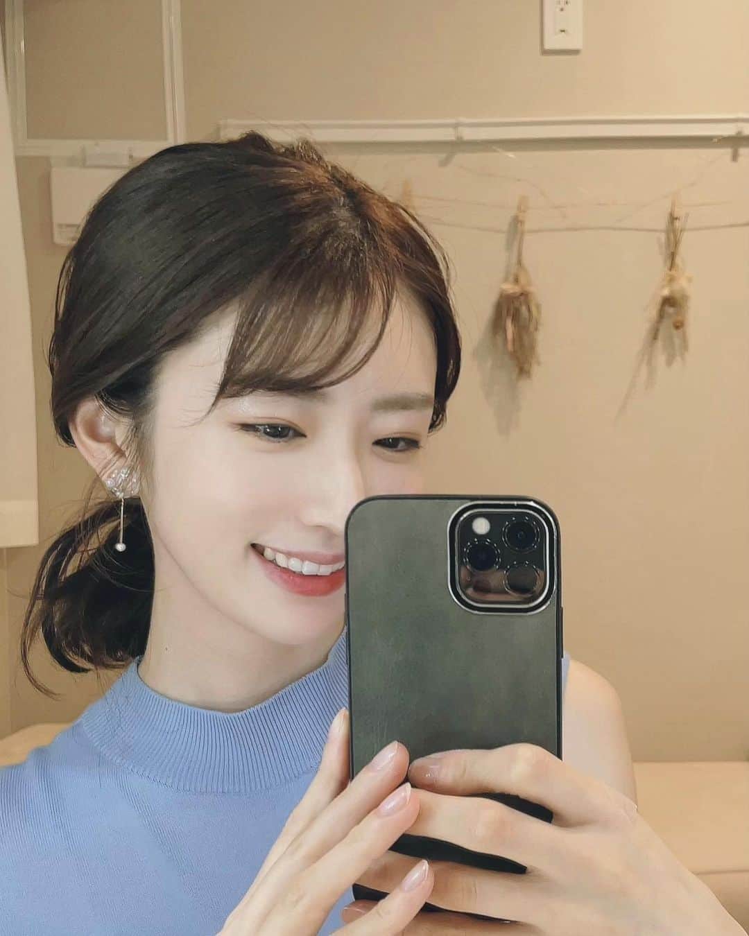 樋口柚子のインスタグラム：「白くなってね〜〜〜🪄 #ホワイトニング銀座」