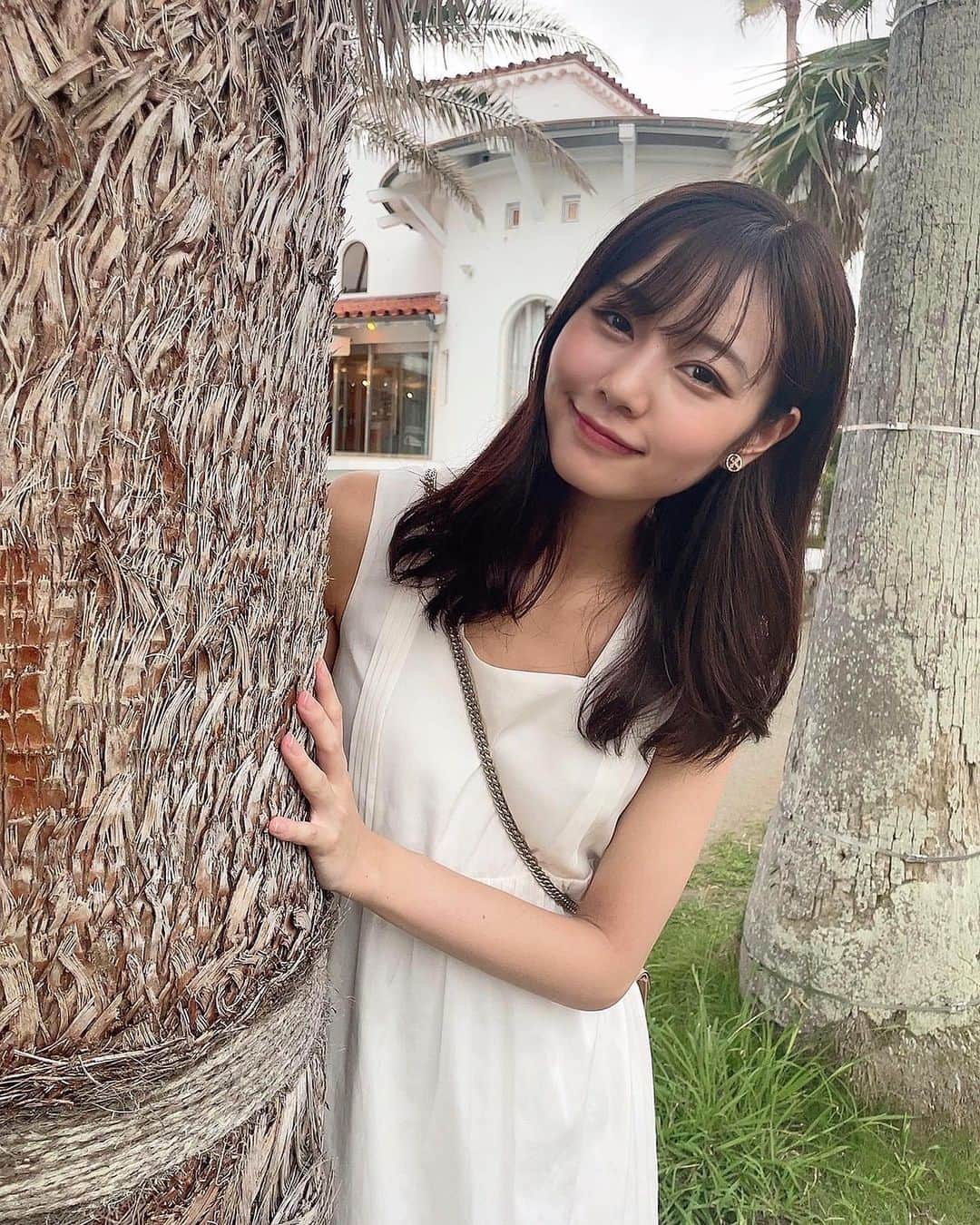 杉浦みずきのインスタグラム：「. 4年ぶりミスキャン風ショット笑 ずっと前に撮影で🌴 スワイプしてね❤︎ ・ #私にもこんな時代があった #関西ではミスコンのことミスキャンていいます」