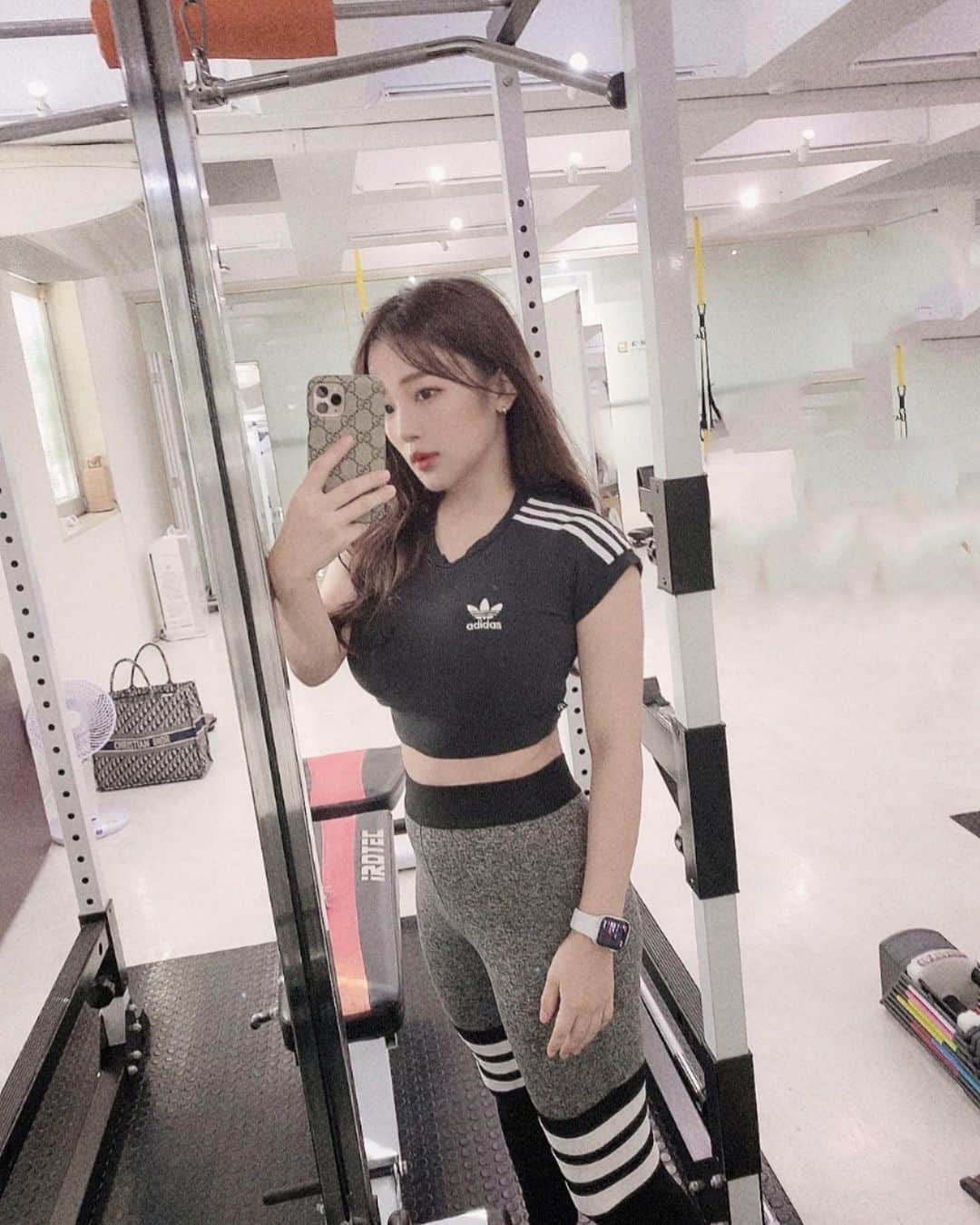 天木じゅんさんのインスタグラム写真 - (天木じゅんInstagram)「. . @estretch.gym  gym♥︎♥︎♥︎ stretchしてから trainingはきくぅ〜 . . #天木workout  #workout  #training #gym #ジム」9月11日 21時14分 - jun.amaki