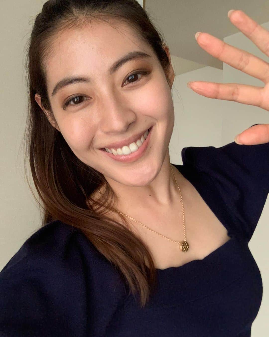 瀧本美織のインスタグラム：「☀️ おはようございます！ 今日も素敵な一日を🌈」