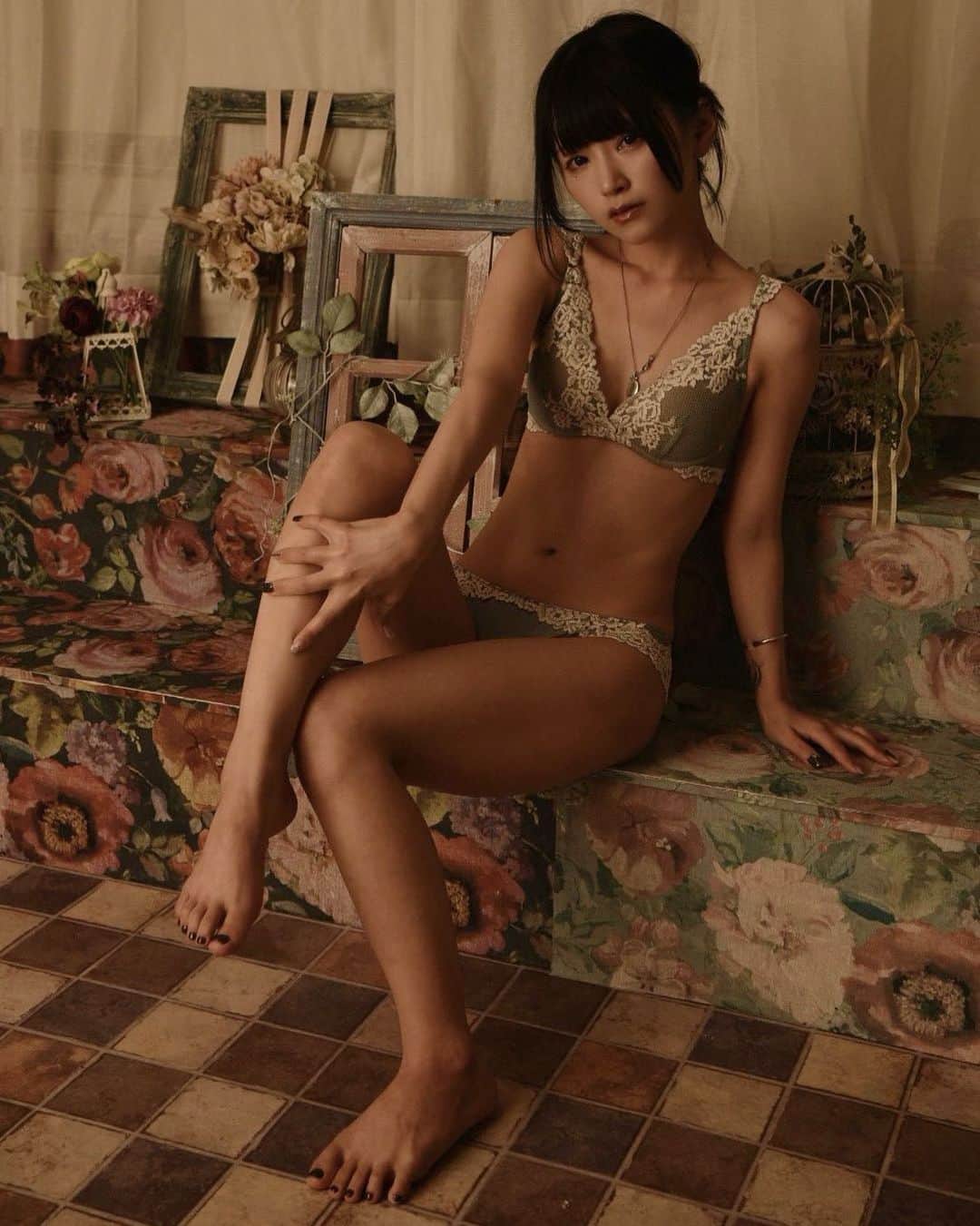 霧宮てんのインスタグラム：「セクシーに写真とってもらいました(*'ω'*)」