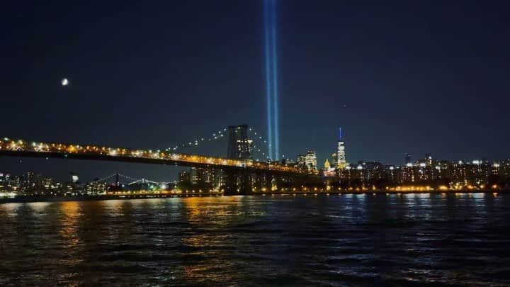 アディクションのインスタグラム：「September 11, 2021 20th anniversary. Never forget 🦋  #9.11 #september11 #neverforget #ilovenewyork」