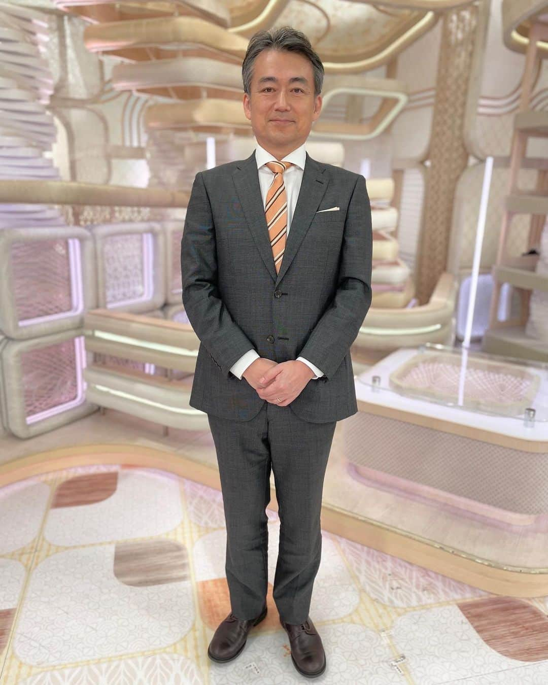 フジテレビ「プライムニュース イブニング」さんのインスタグラム写真 - (フジテレビ「プライムニュース イブニング」Instagram)「ついこの間まで日が長いなとおもっていたら… もう暗い…夏の終わりはあっという間ですね。  きょうもご覧になっていただきありがとうございました。  内田嶺衣奈 #OLDENGLAND @oldenglandfemme  佐久間みなみ #COCODEAL @cocodeal_official #お世話や  @osewaya_official  #内田嶺衣奈 @reina.uchida #奥寺健 @fujitv_announcer #永尾亜子 @ako_nagao #佐久間みなみ @sakuma_minami #フジテレビ #アナウンサー #ニュース」9月12日 18時12分 - livenews_it