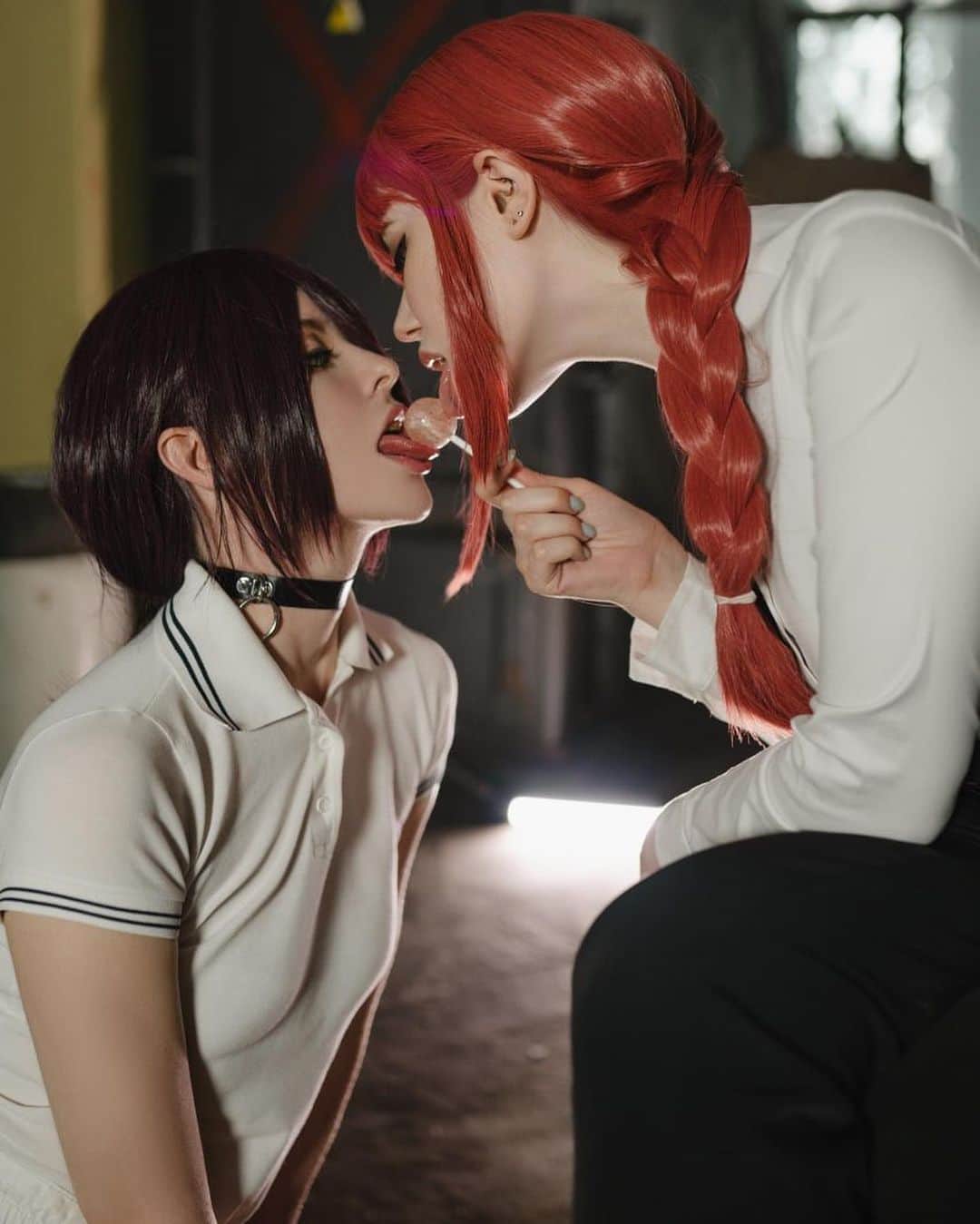 Shikaさんのインスタグラム写真 - (ShikaInstagram)「Chainsawman chapter 52 deleted scene 🐀💣 I post Cosplay here: @hasunoai   Reze: Vinne  Makima: Alina Becker」9月12日 11時30分 - shika.kamisaka