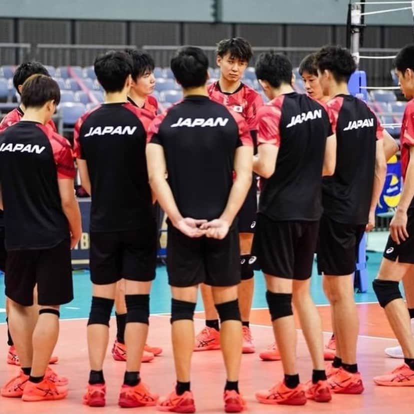 髙橋藍さんのインスタグラム写真 - (髙橋藍Instagram)「本日よりアジア選手権が始まります！ 頑張ります🇯🇵 応援よろしくお願いします！」9月12日 13時30分 - ran.volleyball0902
