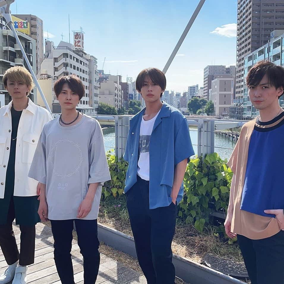 のインスタグラム：「早くライブしたいね」