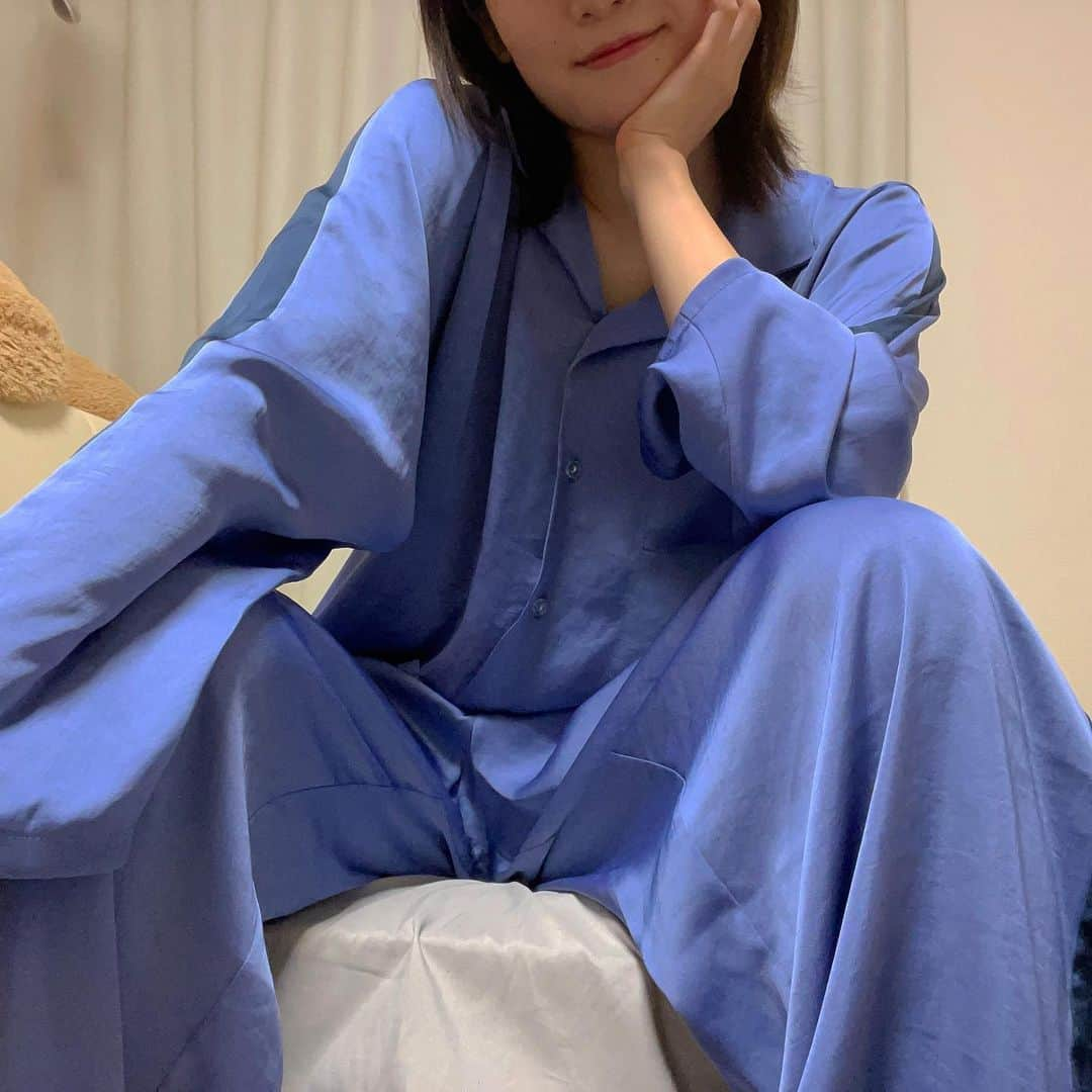 中野郁海のインスタグラム：「さらさらパジャマ💙」