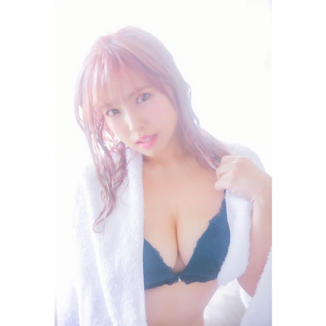 白川未奈さんのインスタグラム写真 - (白川未奈Instagram)「Me and you. Always.💋 ・ ・ ・ ・ #bikini #shooting #photography  #prowrestling #japanesegirl #STARDOM」9月12日 23時26分 - mina_shirakawa