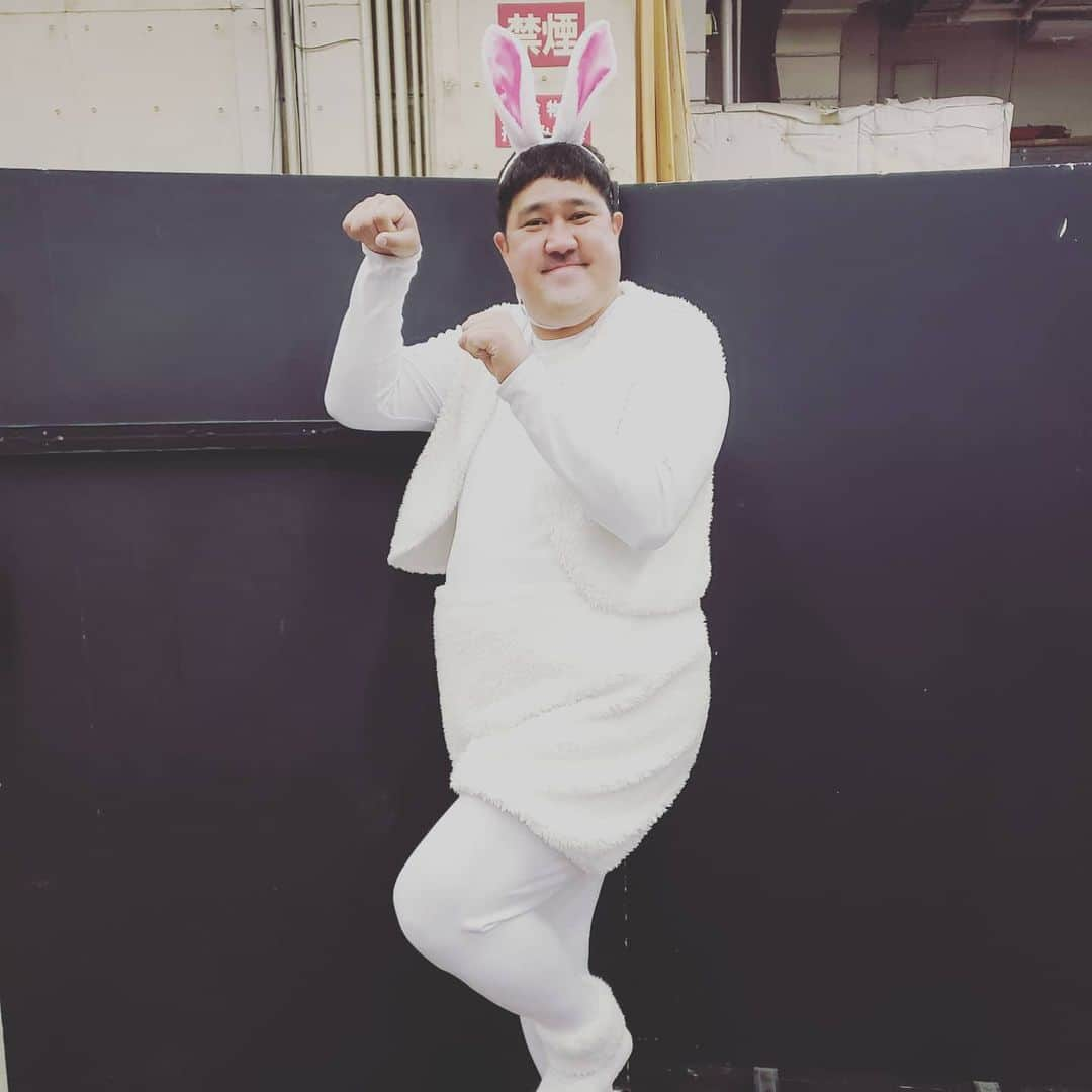 諸見里大介さんのインスタグラム写真 - (諸見里大介Instagram)「モロウサギちゃん  チョベリグでしょう！！  #タチウオ早く釣りに行きたい  #よしもと新喜劇 #吉本新喜劇 #諸見里大介#諸見里#諸太郎 #なんばグランド花月#NGK #祇園花月」9月13日 0時58分 - moromi4