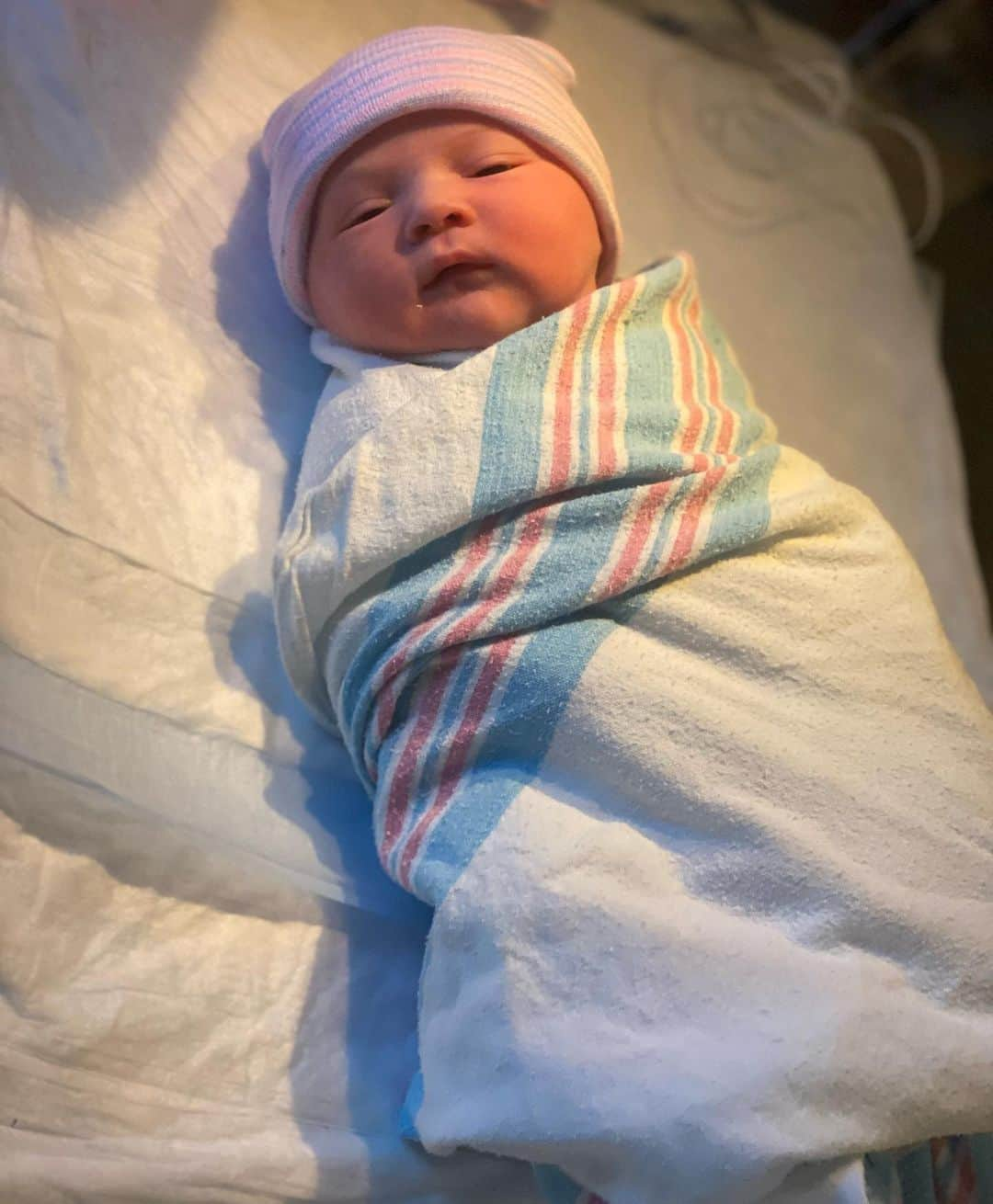 Bruna Rangel Limaさんのインスタグラム写真 - (Bruna Rangel LimaInstagram)「MEET ASTORIA 🦋 born on September 7th,2021 8:20pm 7lbs 15oz of deliciousness! We are so in love and we’ll share the birth story soon. Thank you guys for all of the love & kind words💘」9月13日 1時10分 - xoobruna