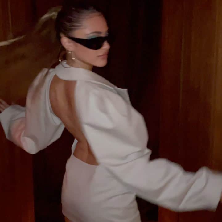 ルナ・ブライズ・ボイドのインスタグラム：「@SAKS STEPPING OUT ❤️‍🔥❤️‍🔥❤️‍🔥」