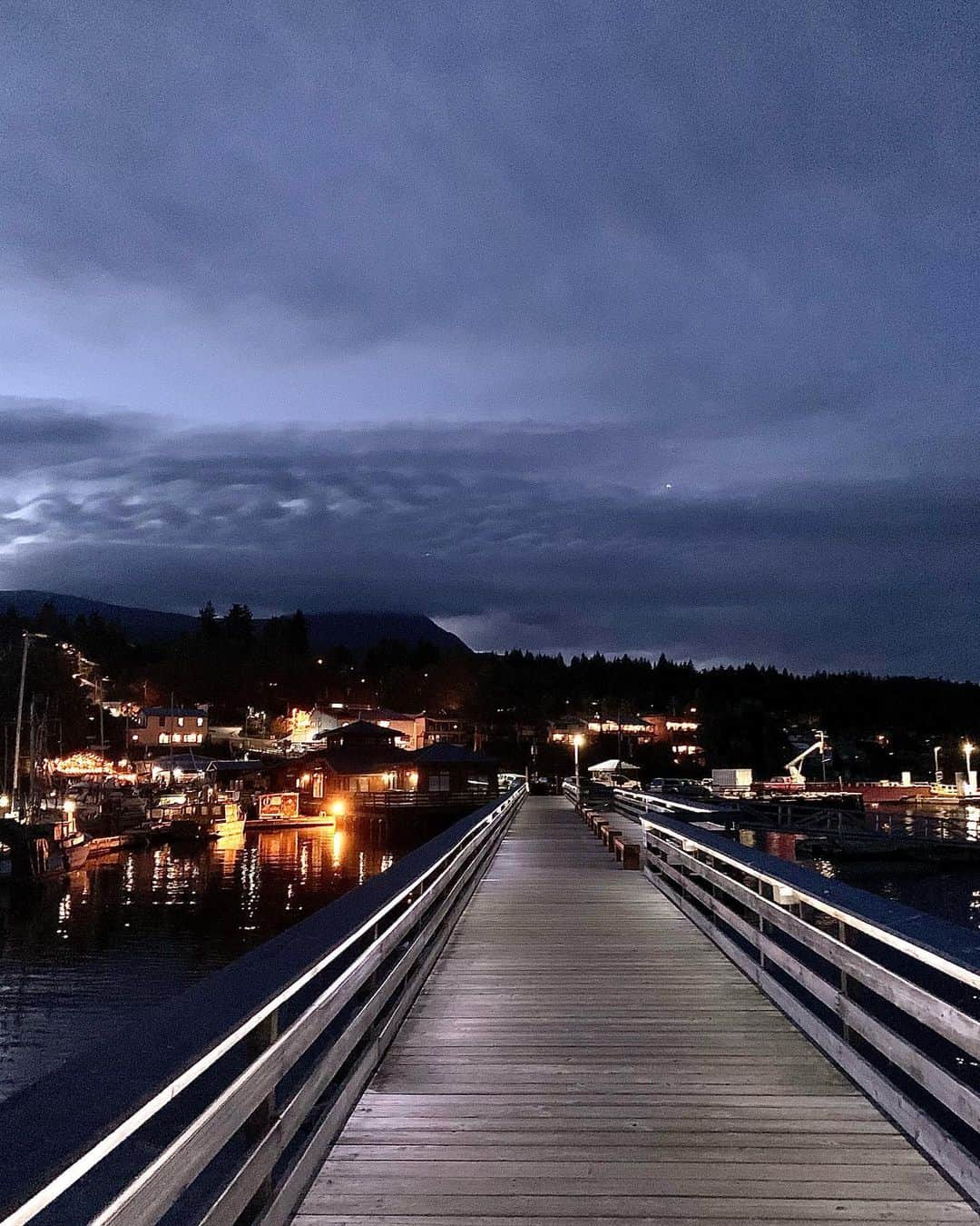 大島アンディさんのインスタグラム写真 - (大島アンディInstagram)「birthday rainbows and sunshine」9月13日 7時16分 - andy_bigisland